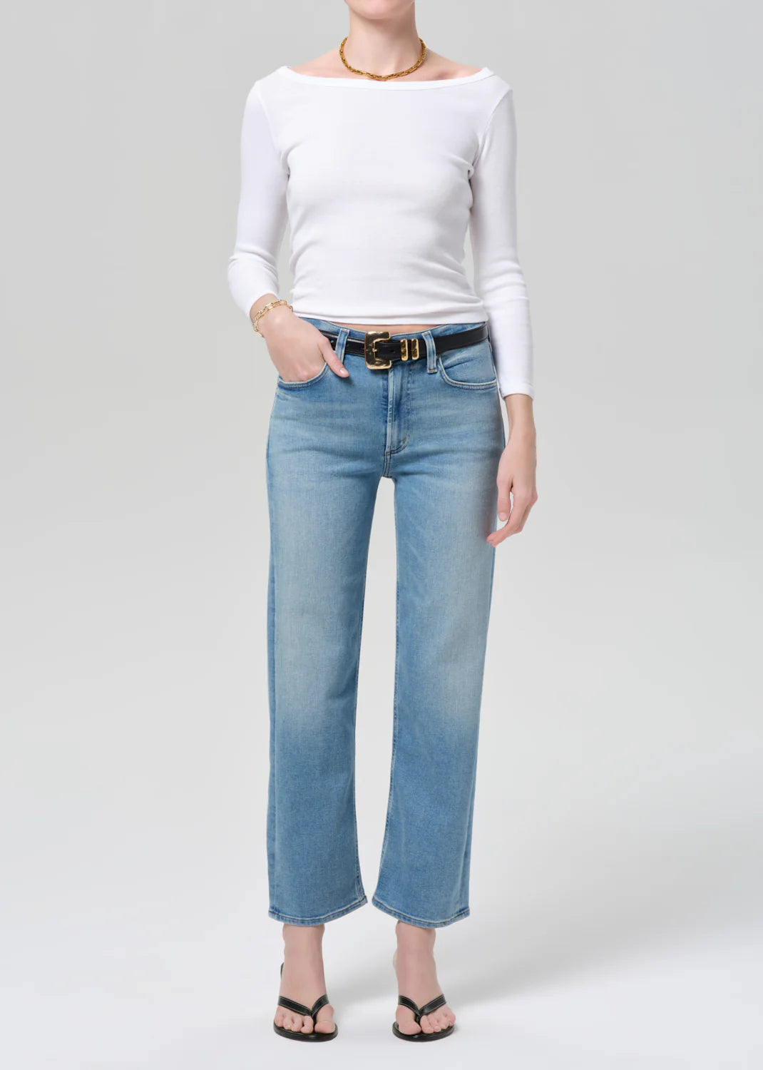Citizens of Humanity Palma high-rise straight-leg cropped jeans in Luella light indigo stretch denim.