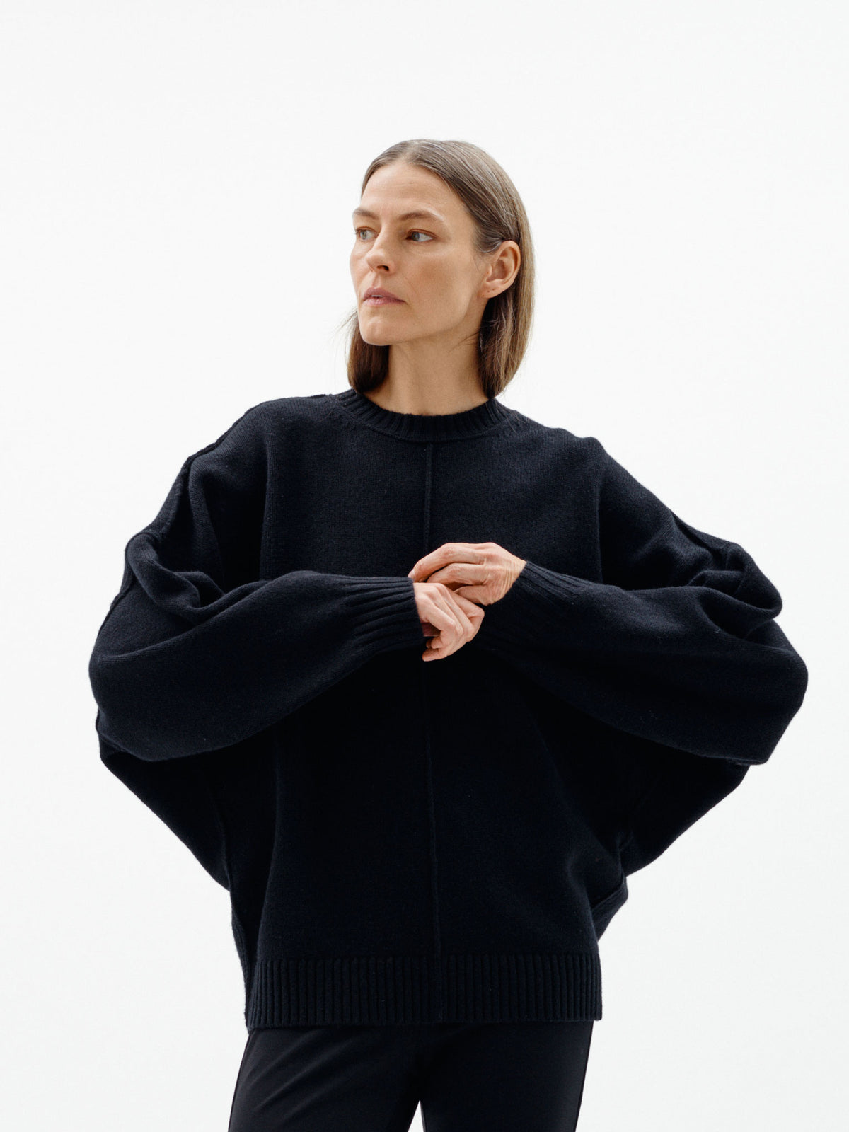 Noom Pullover - Black