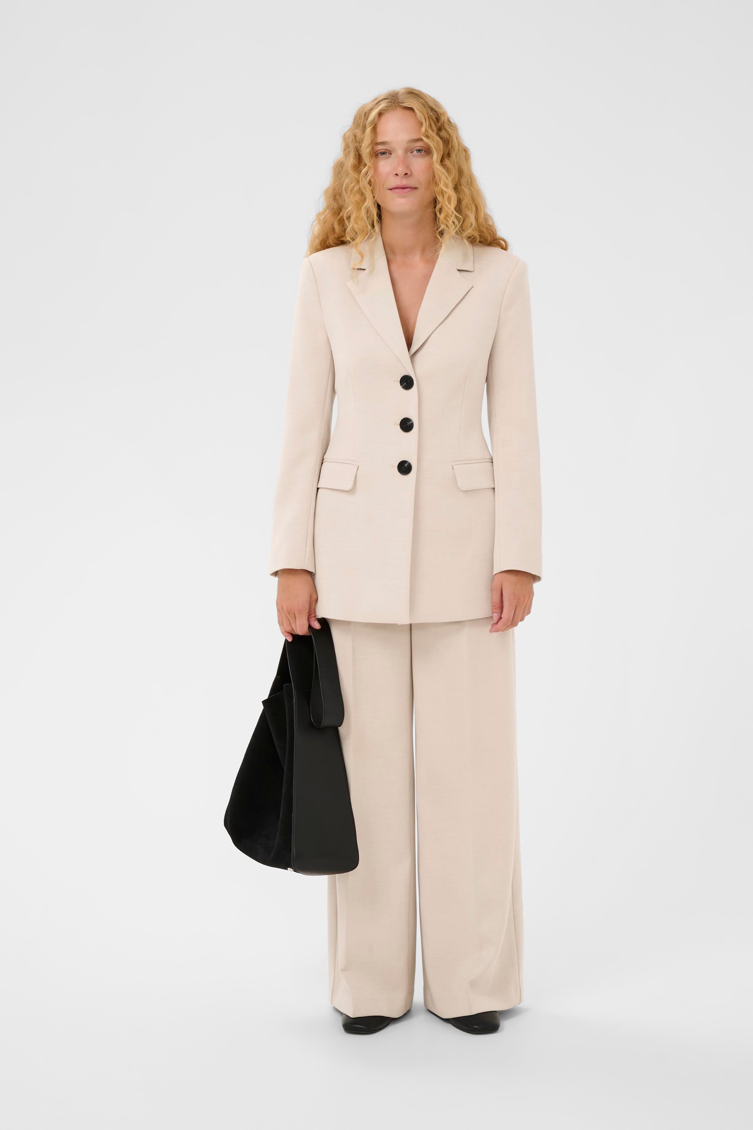 Hollyn Blazer - Ecru