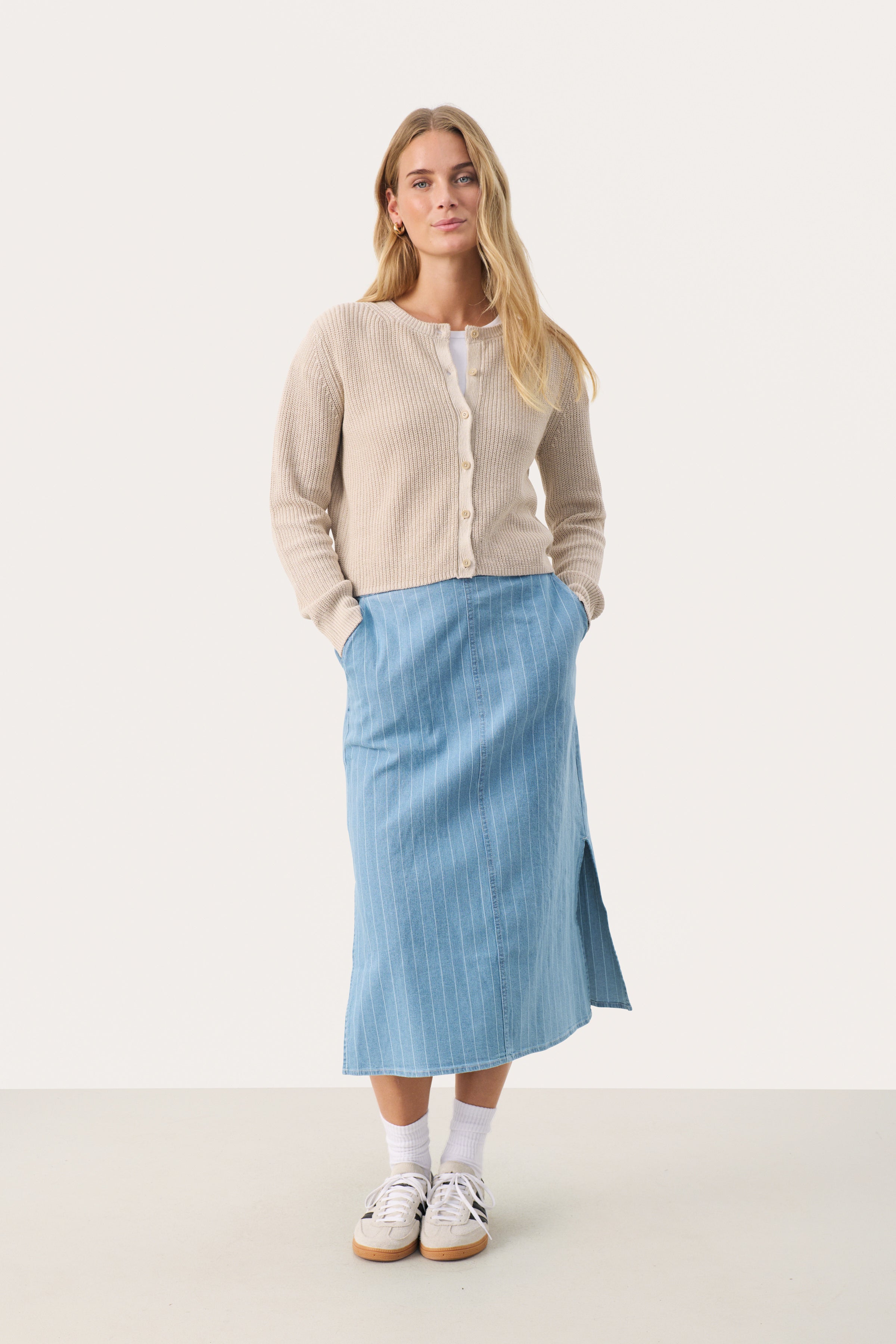 Gigia Cardigan - French Oak