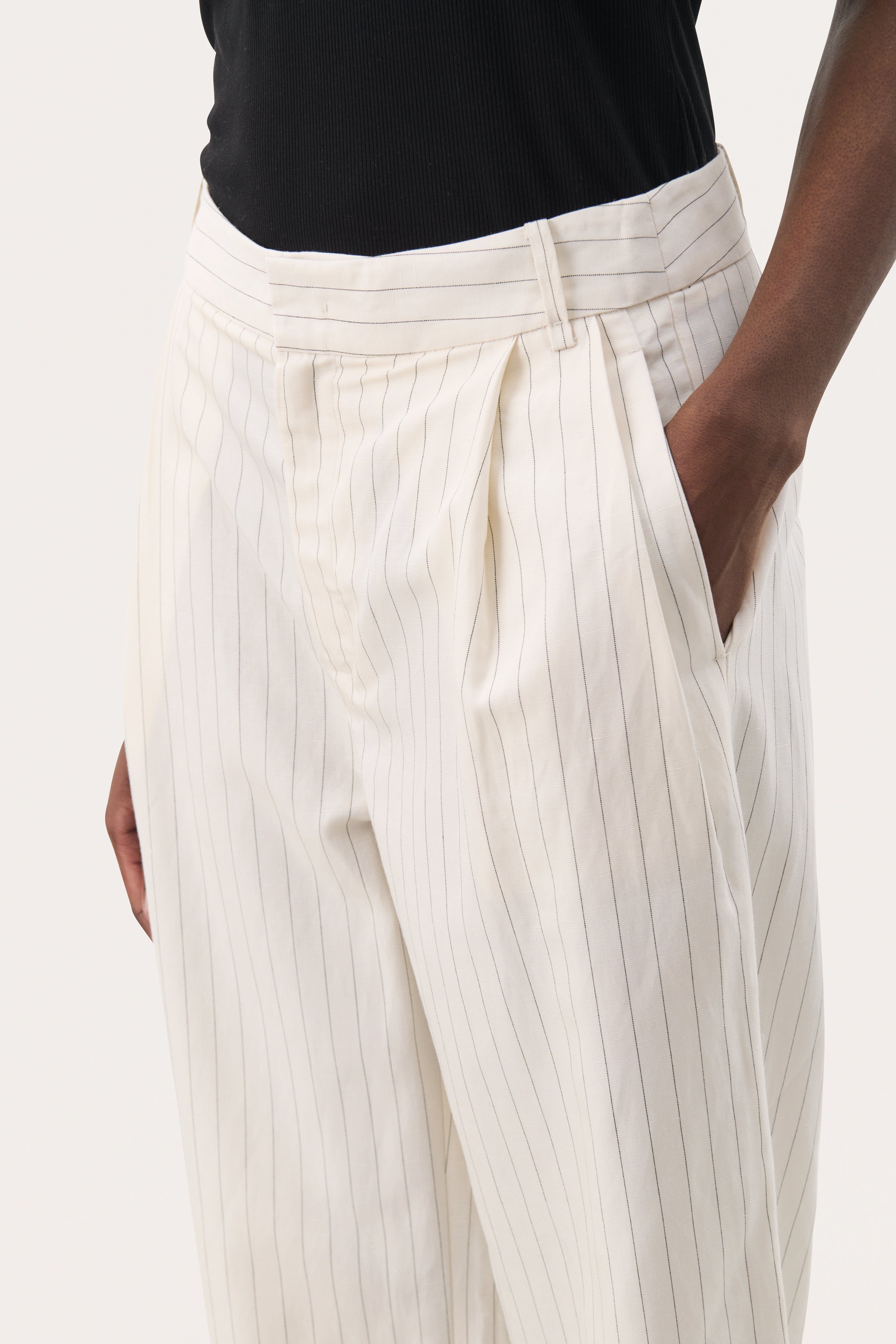 Rabia Trouser - Whitecap Gray Stripe