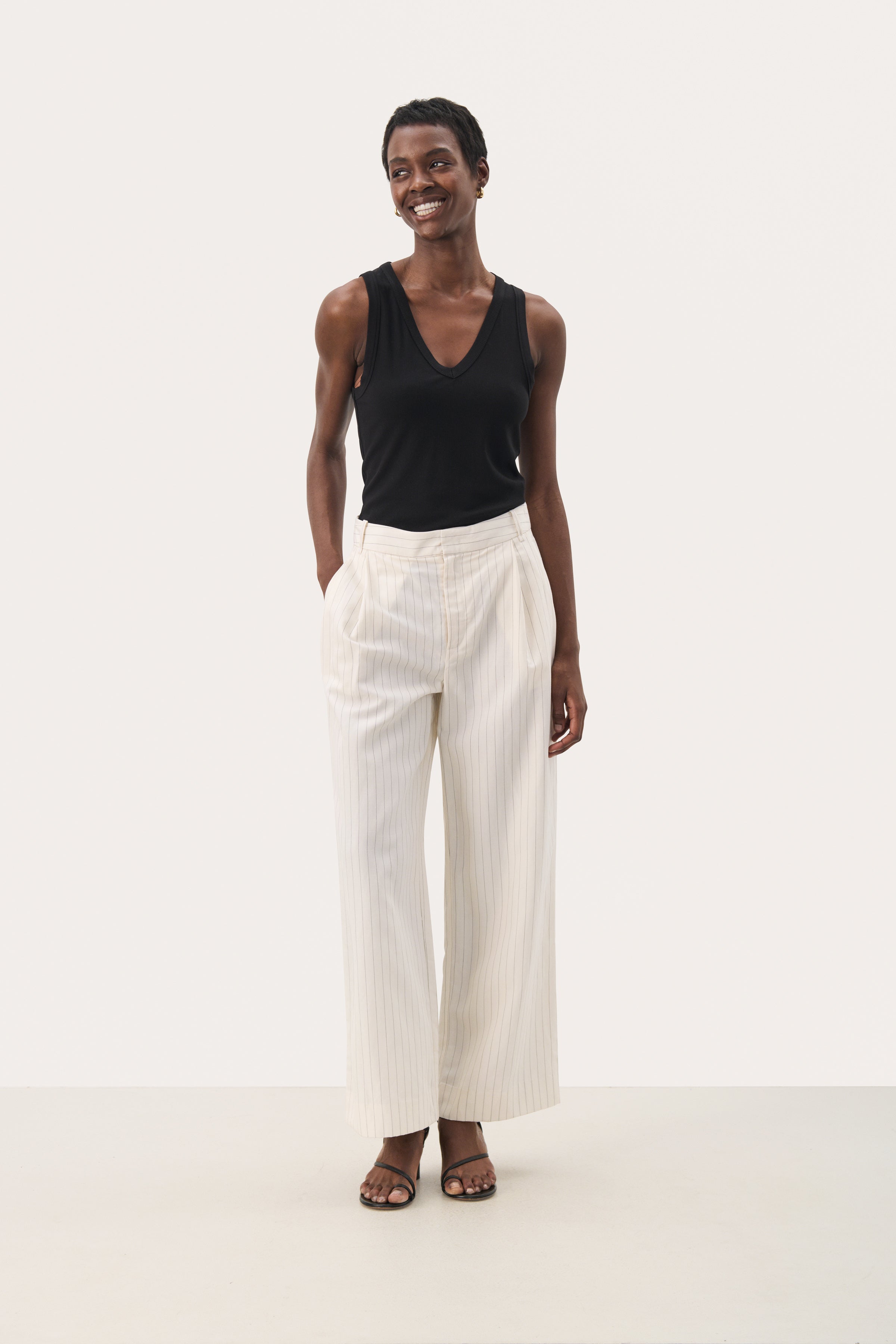 Rabia Trouser - Whitecap Gray Stripe