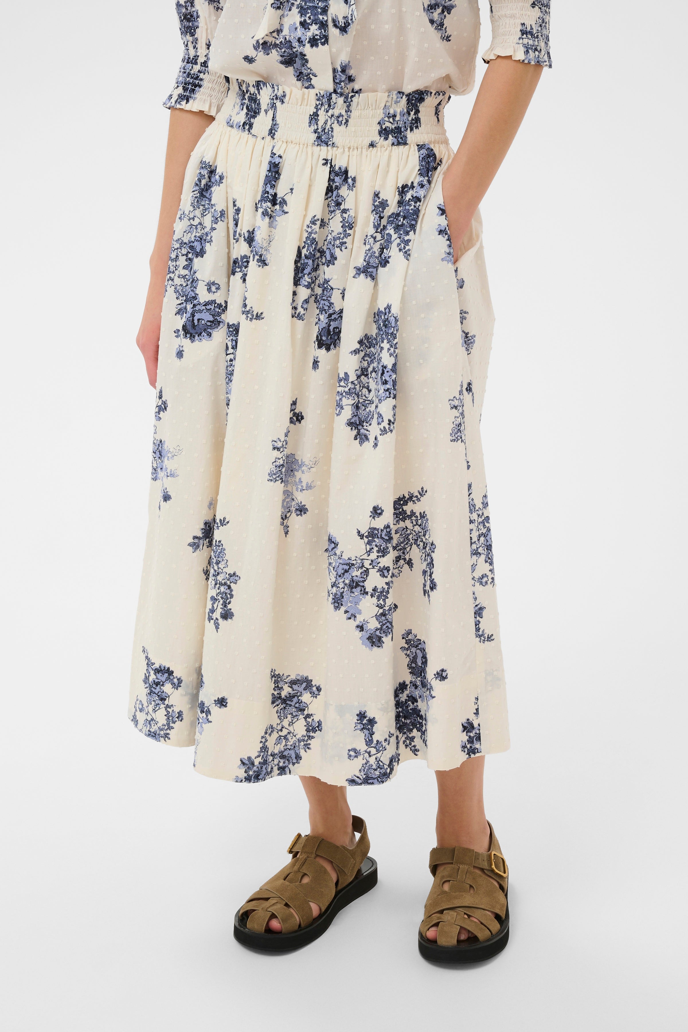 Part Two AmaiaPW midi skirt in blue shadow flower print cotton with elastic waistband.