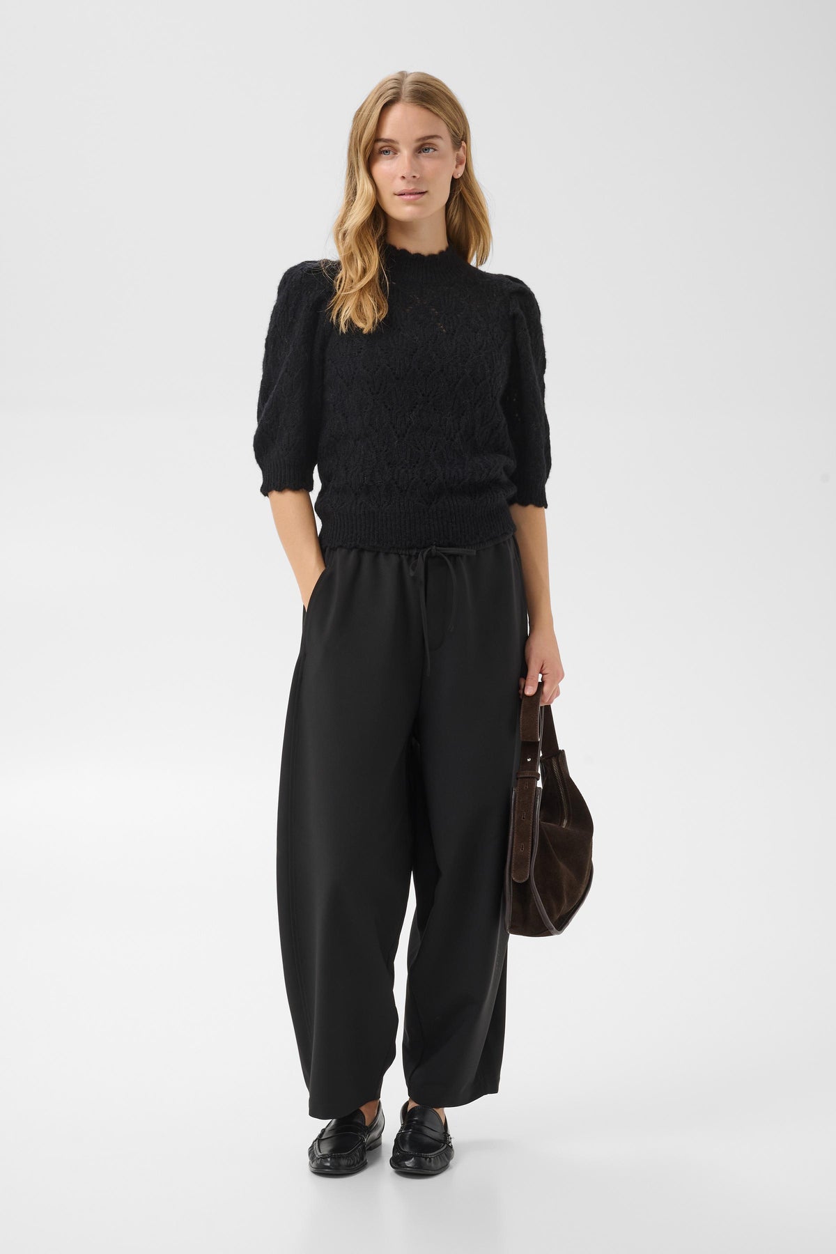 Dorthie Pullover - Black