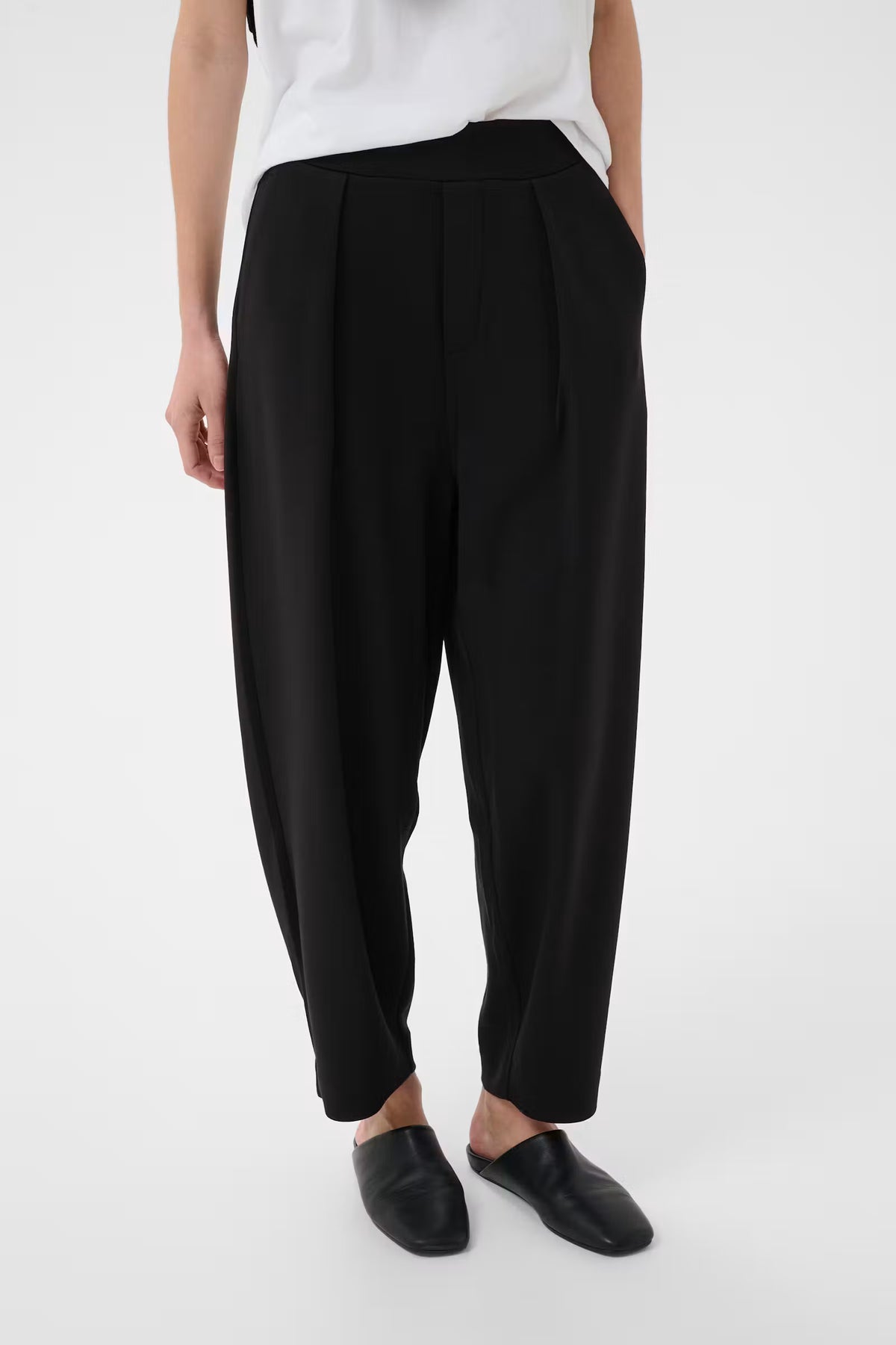 InWear PannieIW high-waisted pleated barrel leg tailored trousers in black.