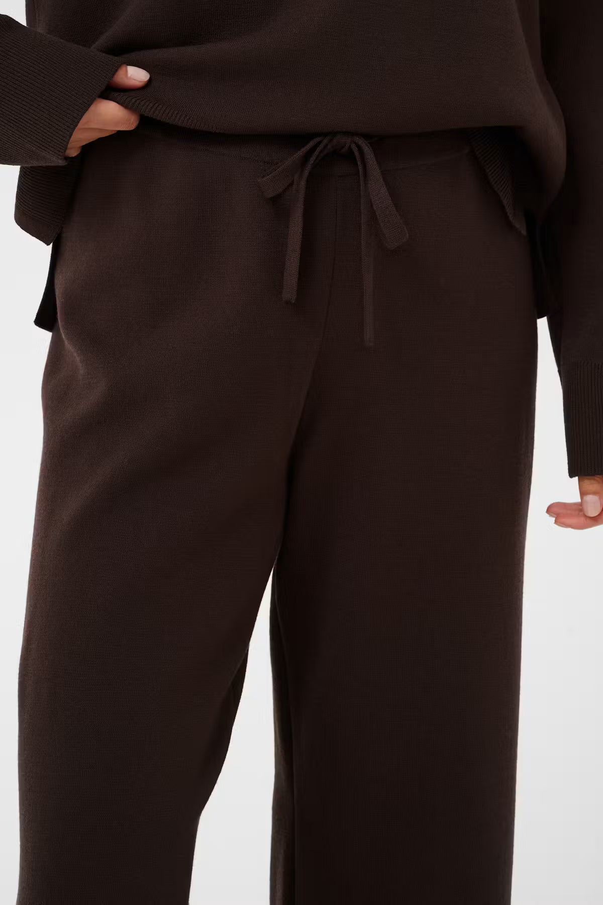 Katrie Pant - Mole