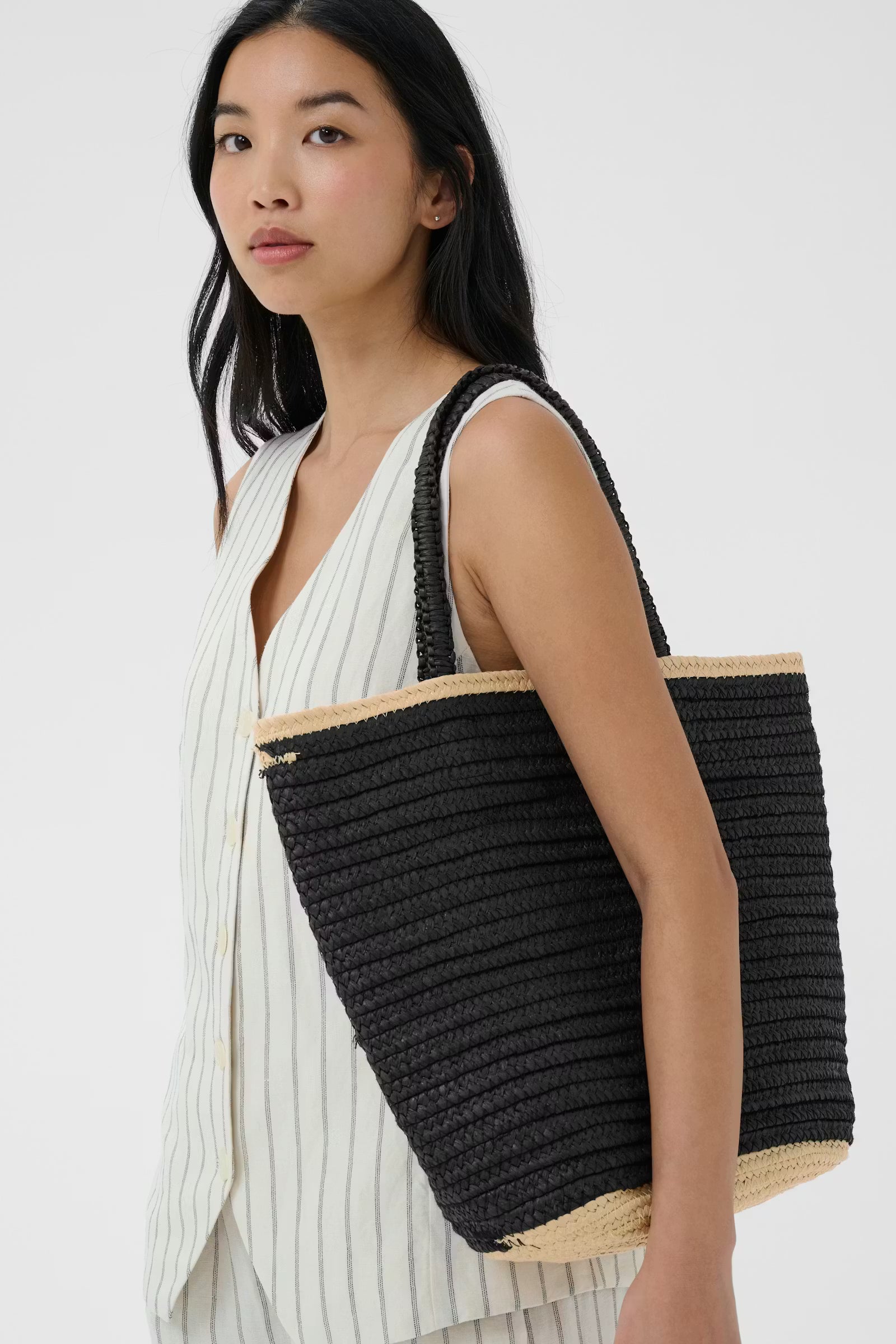 Bigge Bag - Black with Natural Edge