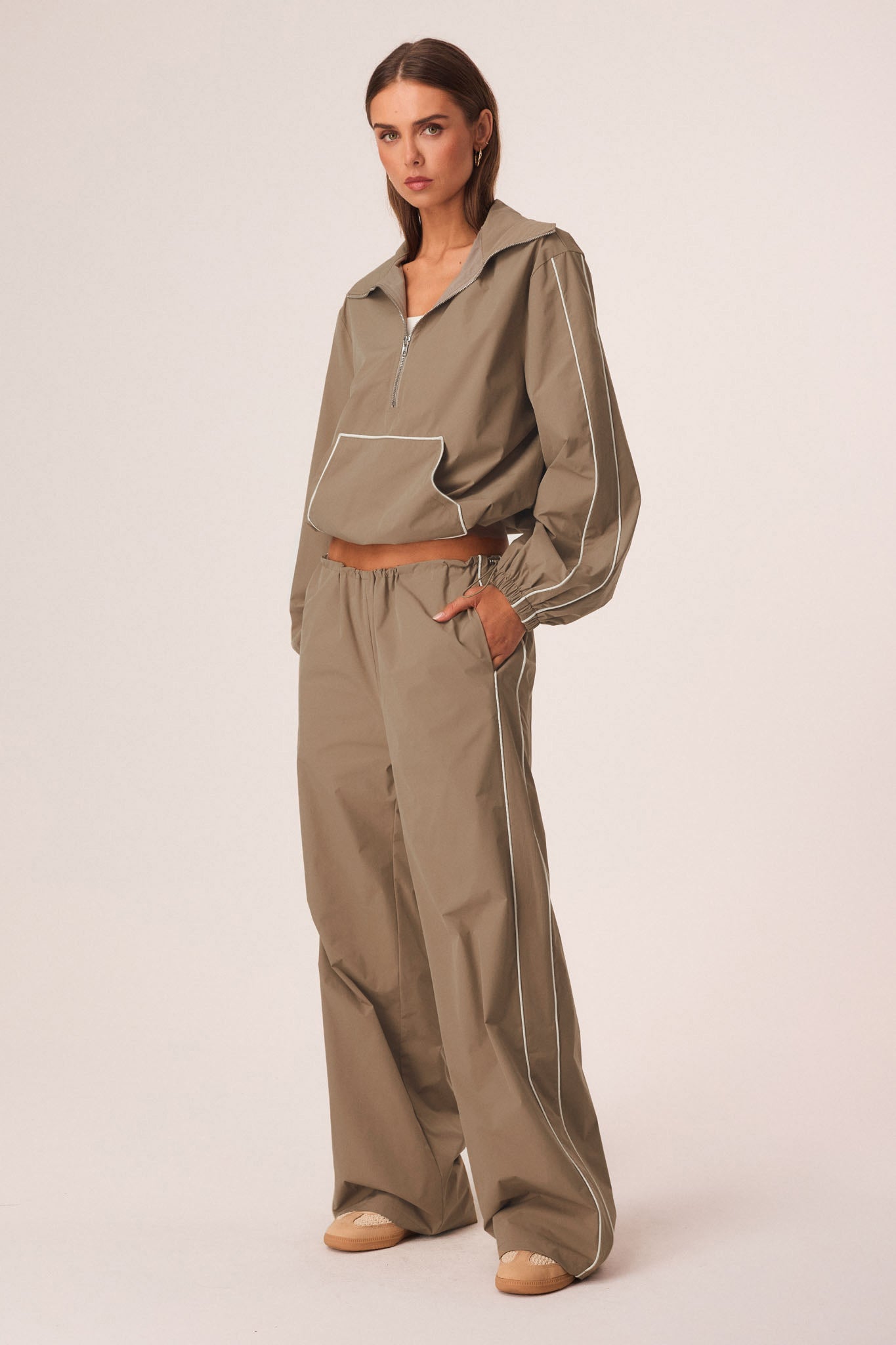Arden Windbreaker – Khaki