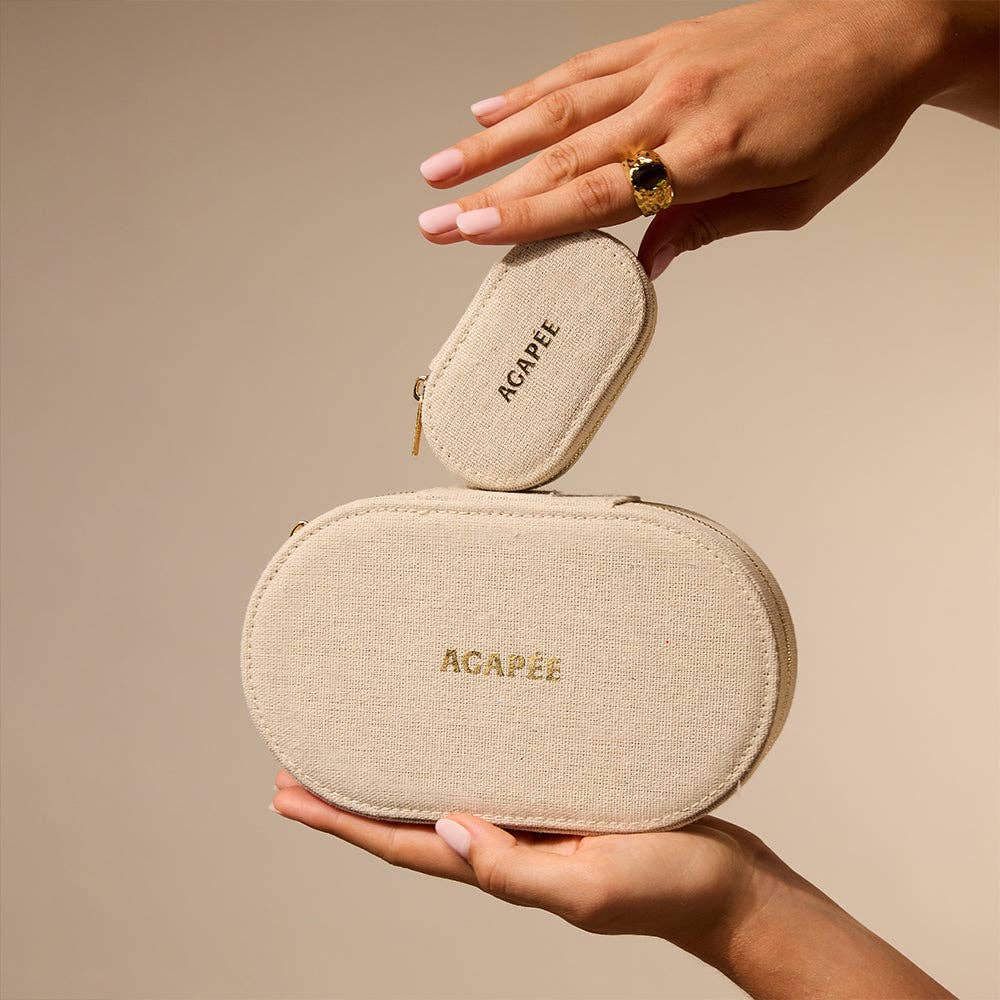 Large jewelry box in neutral cotton and linen fabric with zipper closure