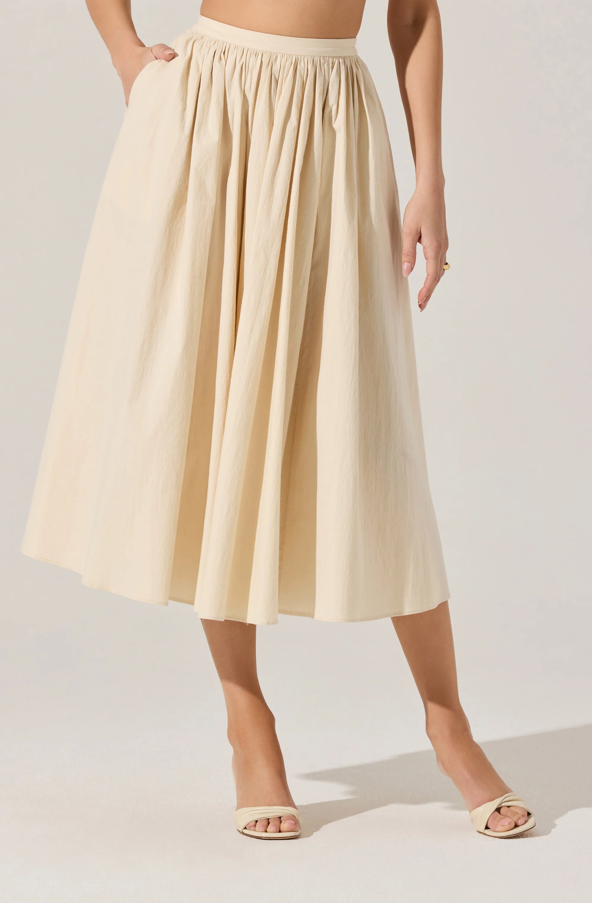 PLEATED MIDI SKIRT