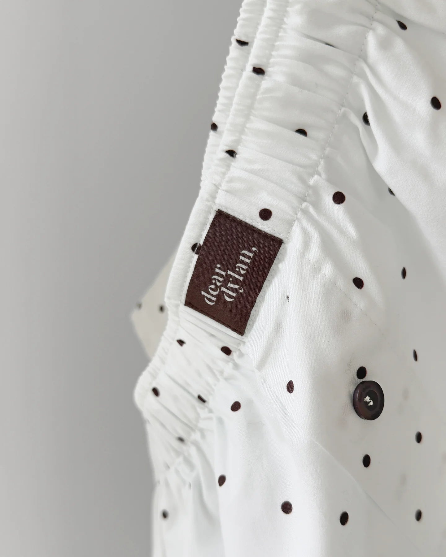 Dear Dylan 100% cotton boxer shorts in Sakura with signature logo waistband and deep pockets.