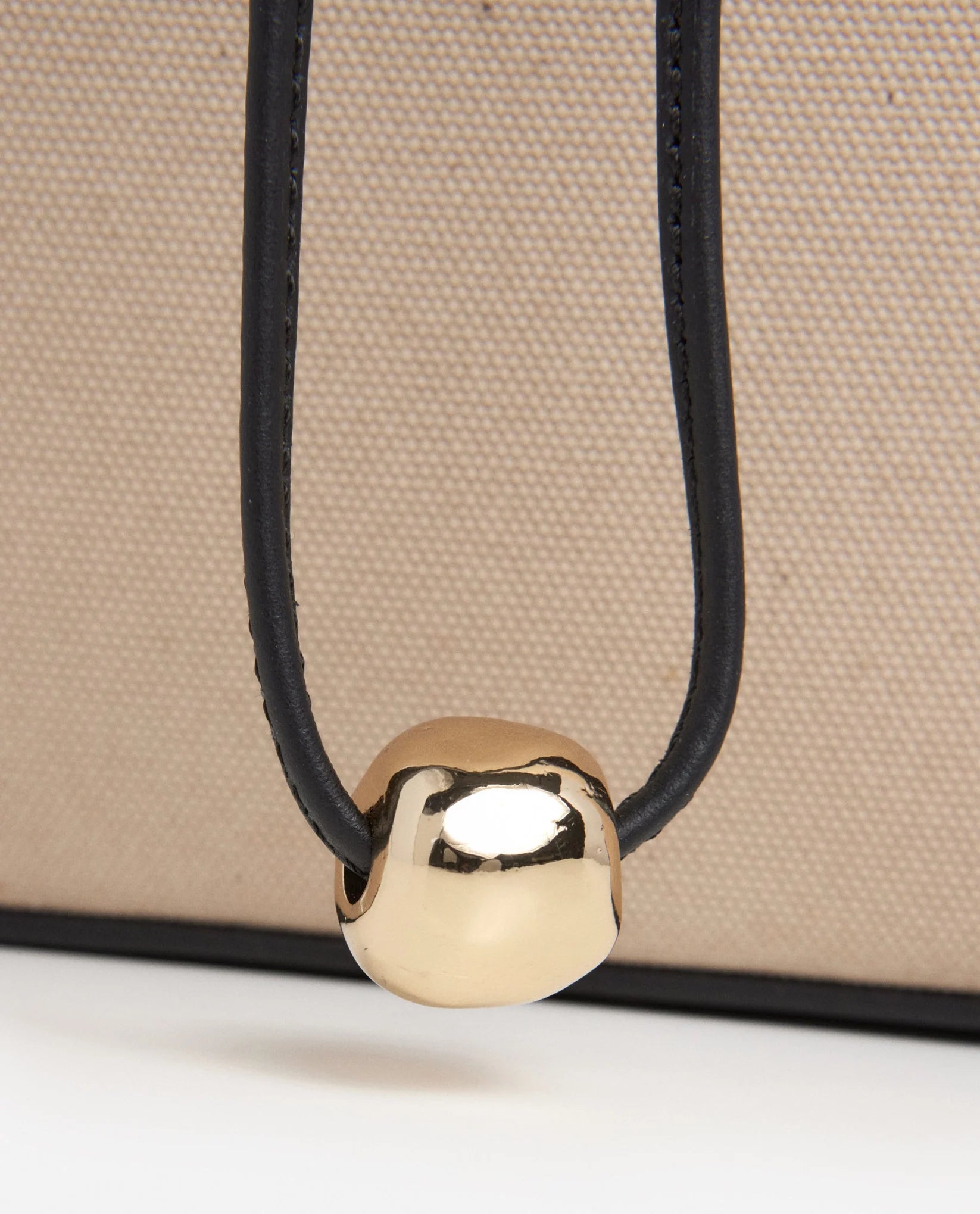 Ophelia Bucket Bag Canvas - Pale Beige
