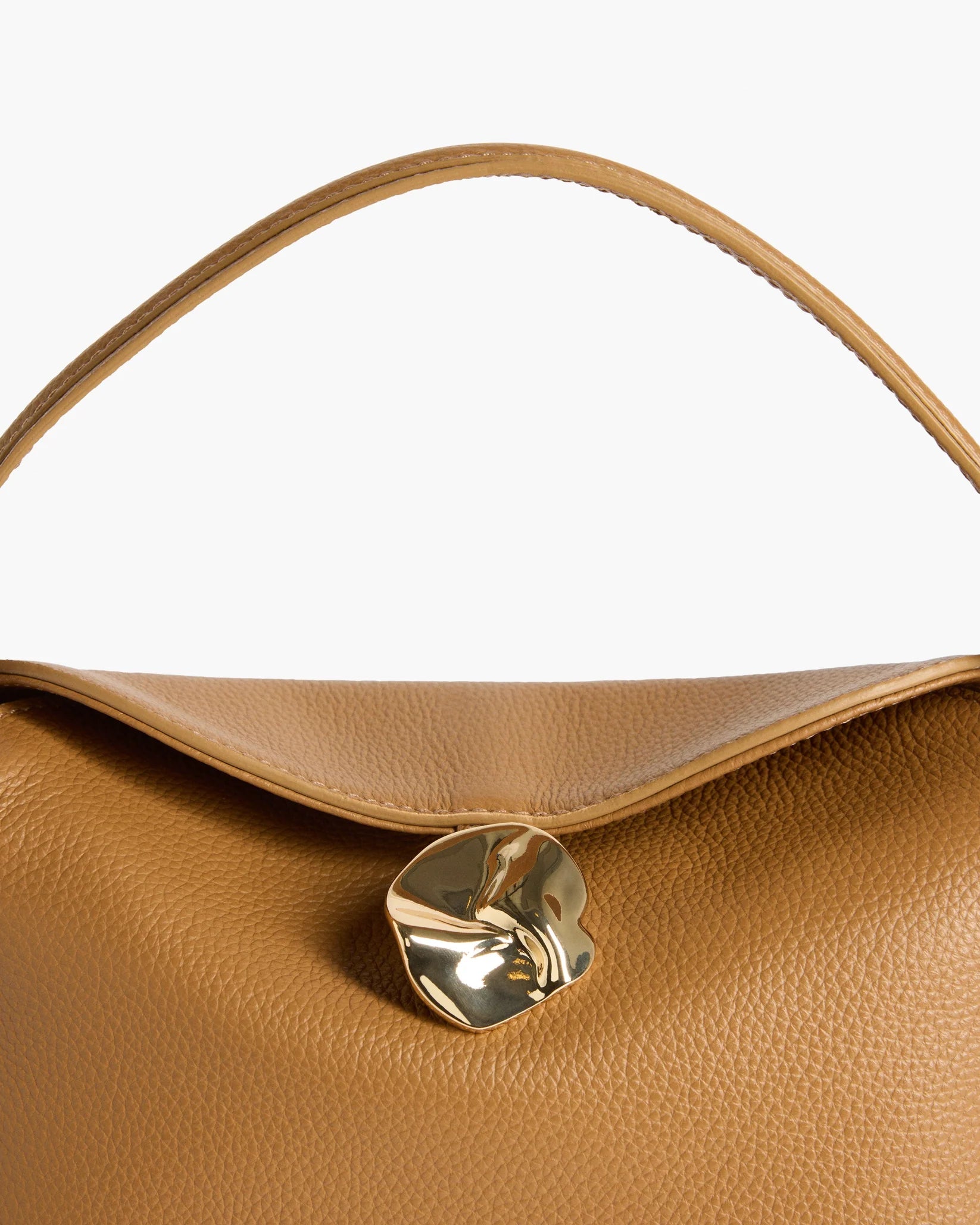Flattered Hanna Mini Bag in Cognac grained leather with gold hardware