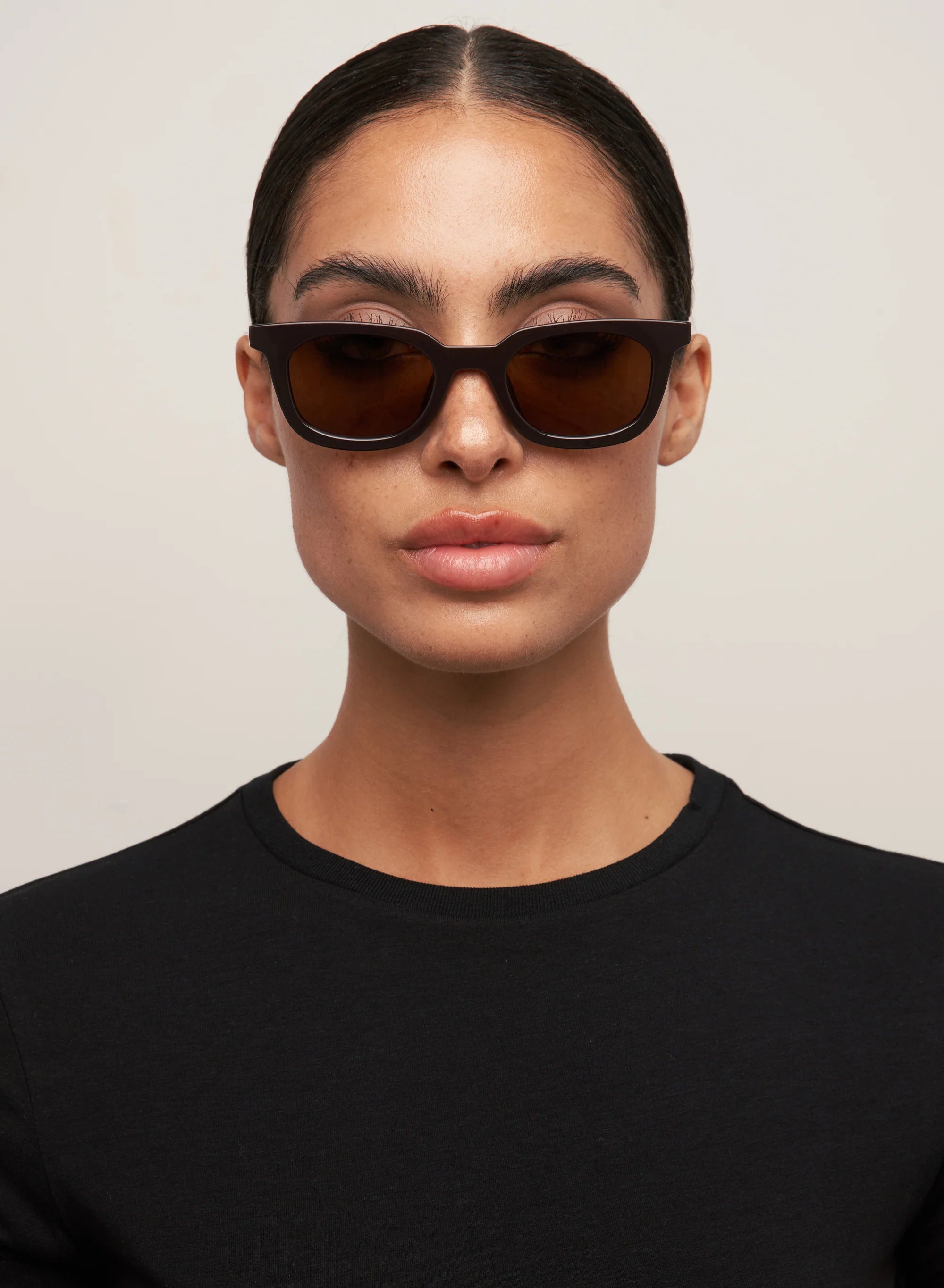 Nia - Dark Chocolate/Brown