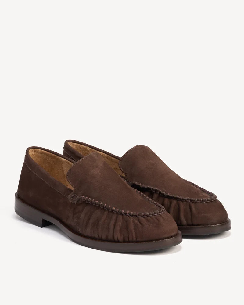 poppy barley laid back loafer in brown