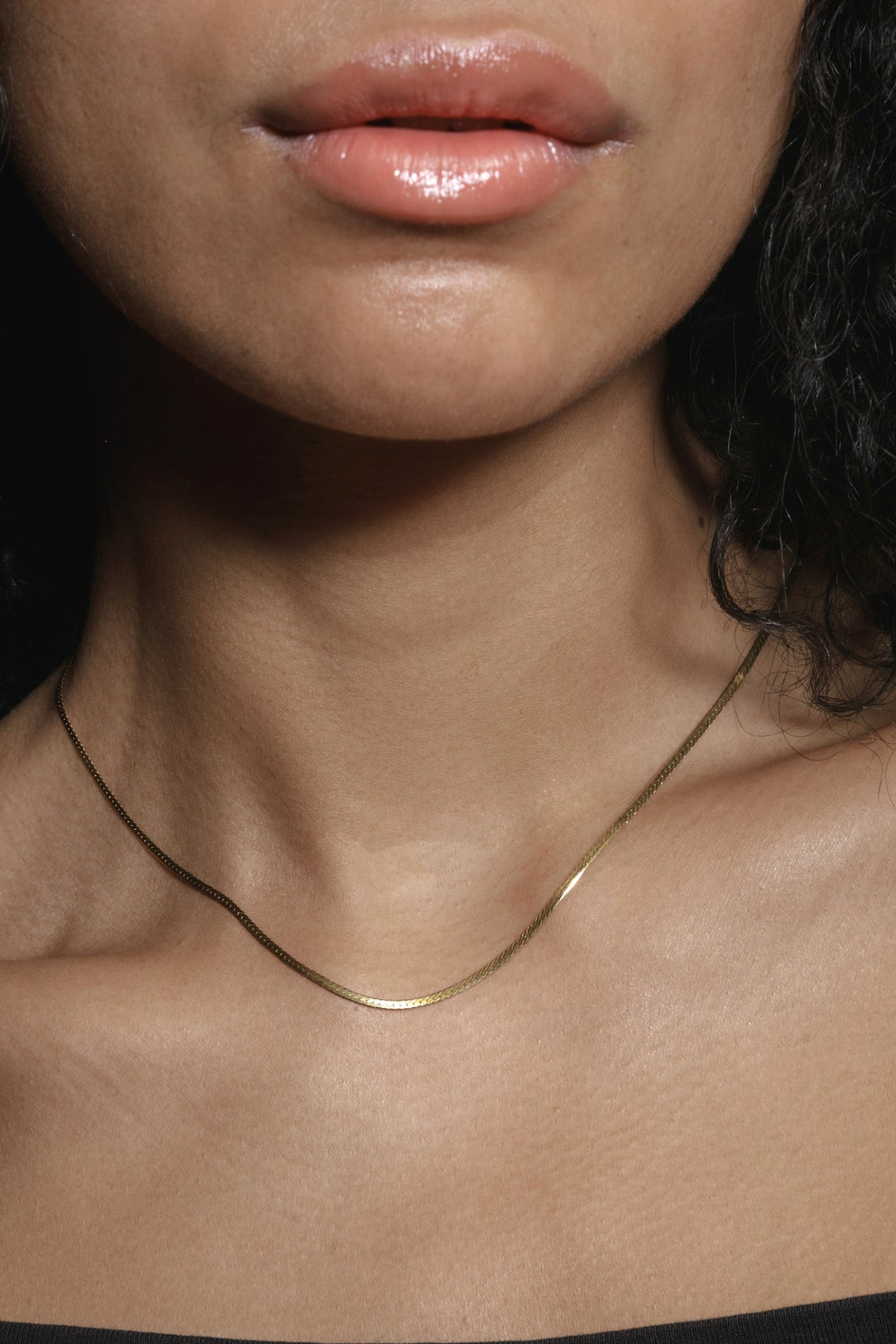 Thin Herringbone Chain - Gold