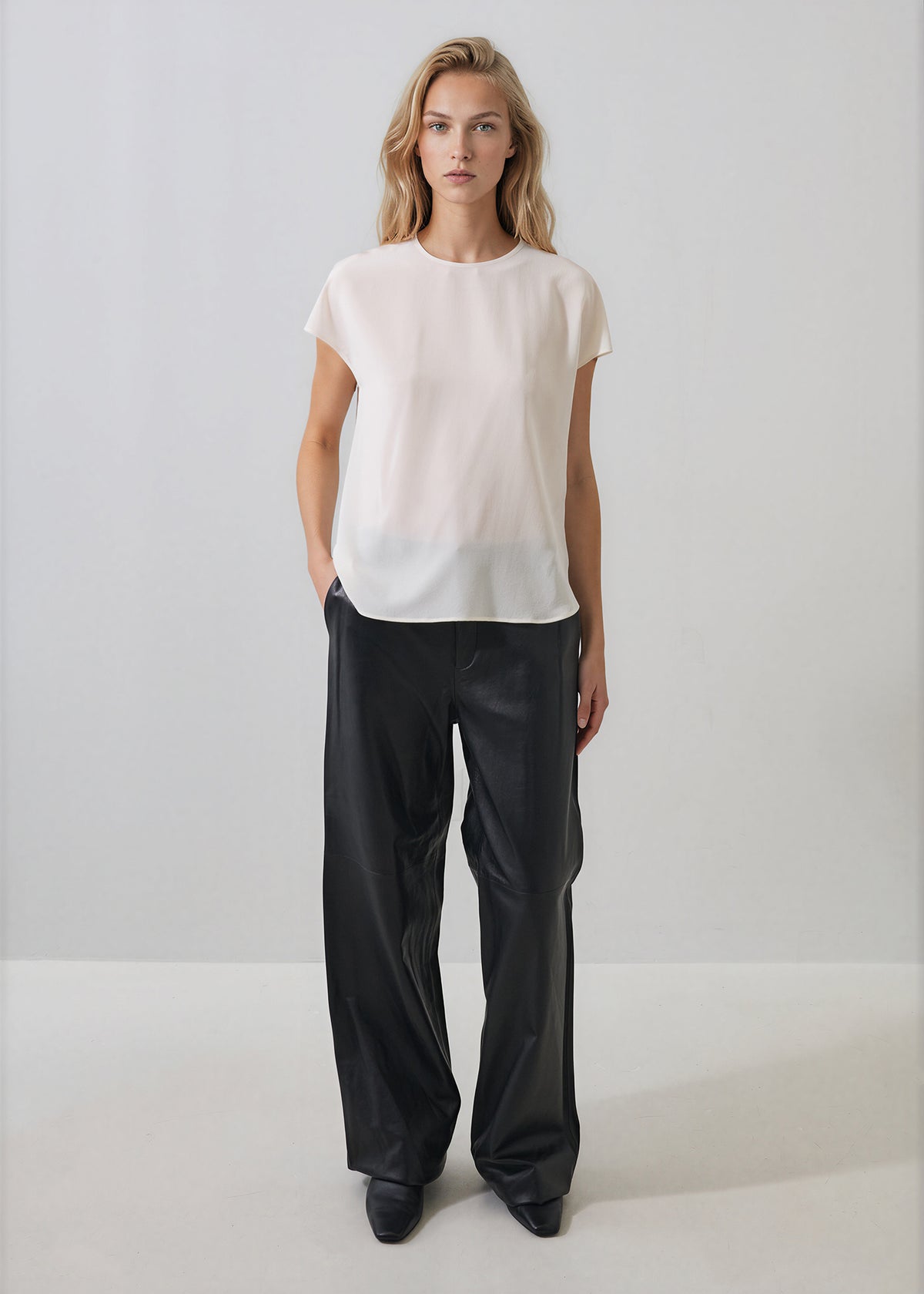 Short Sleeve Silk Dolman Crew - Ecru