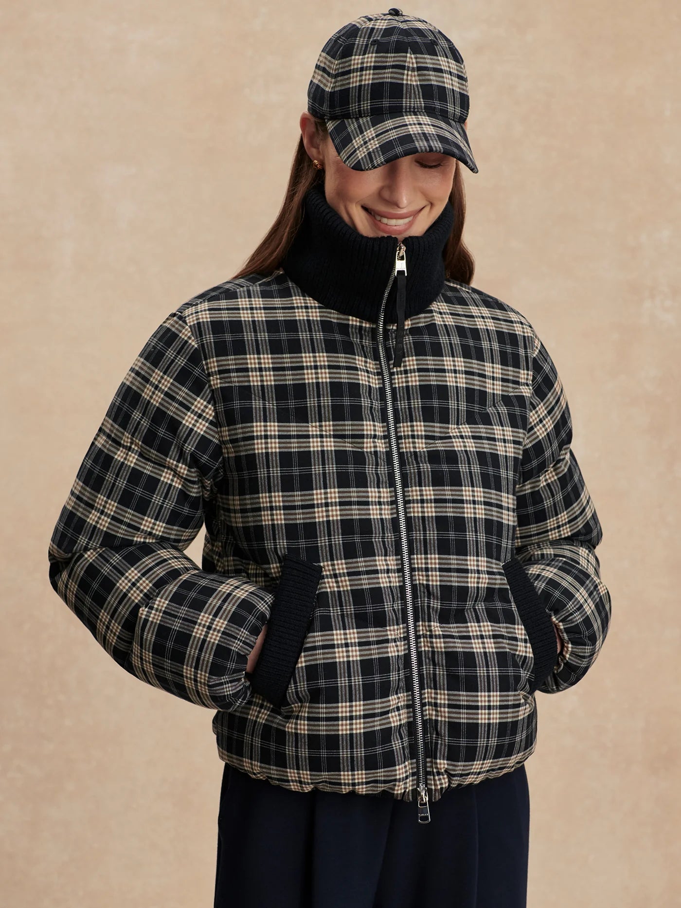 Bryony Short Puffer Jacket - Navy Check