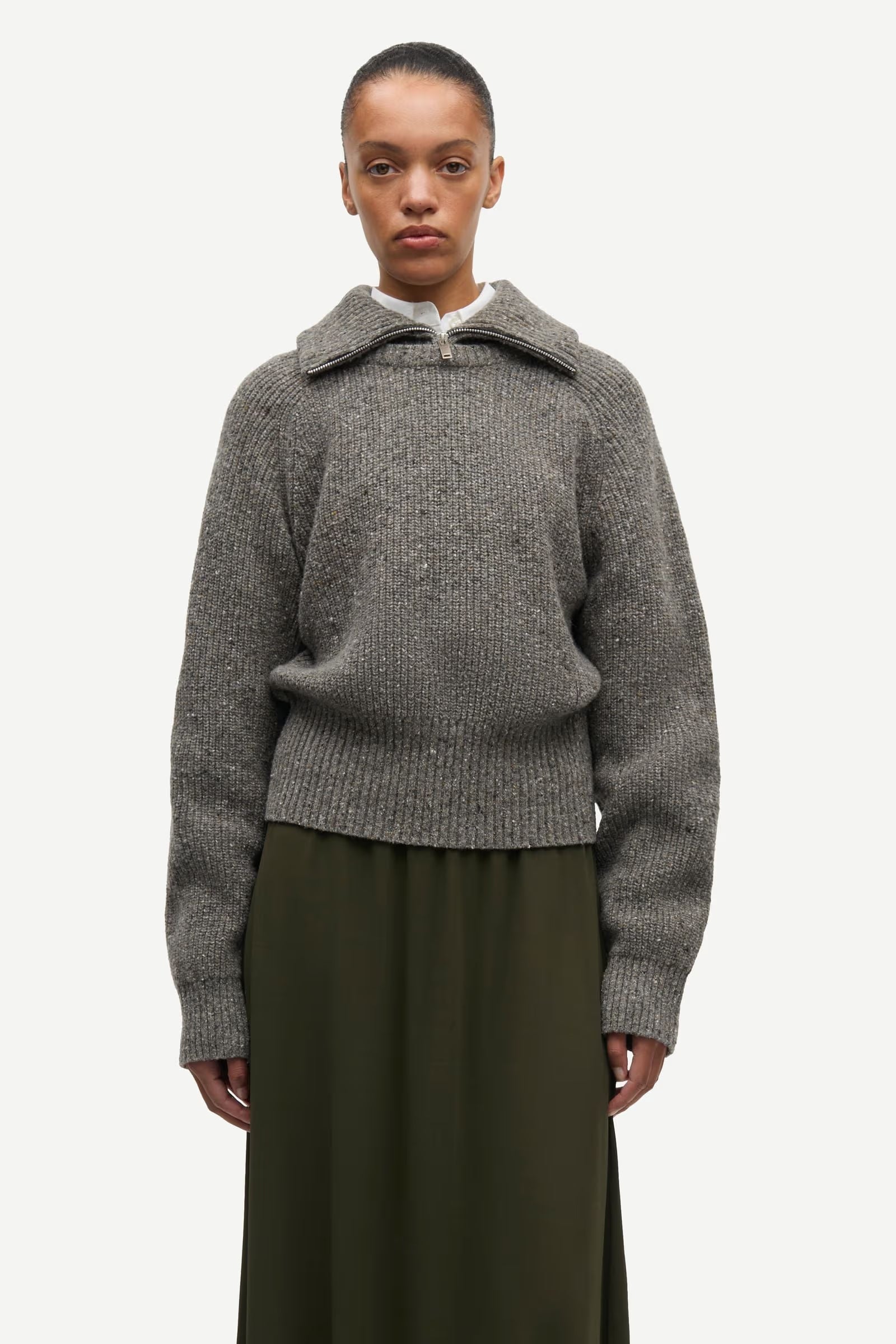 Samsøe Samsøe Saamandy fine wool blend turtleneck top in heathered lead gray.