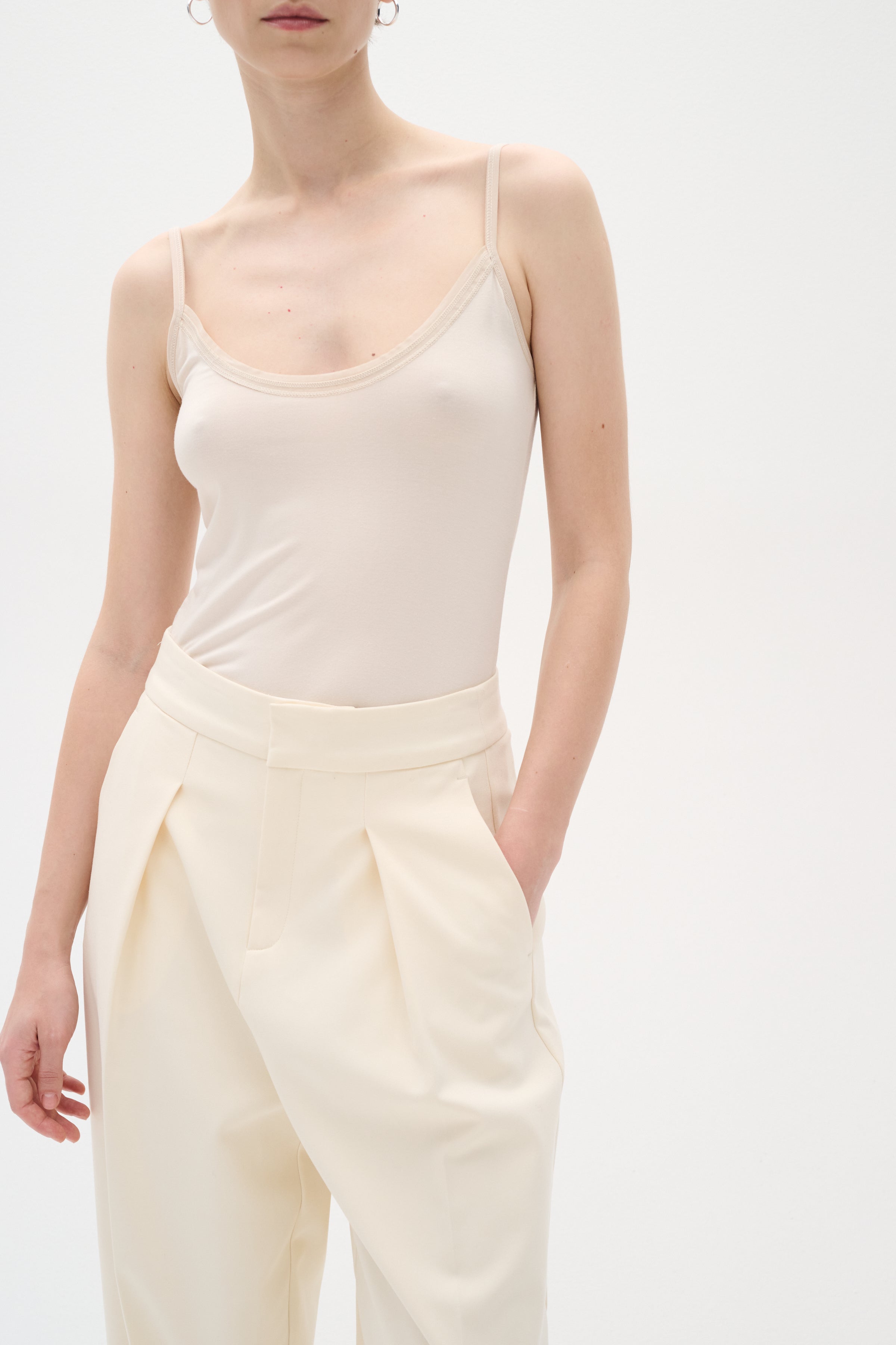 Finesse Tank - Chalk