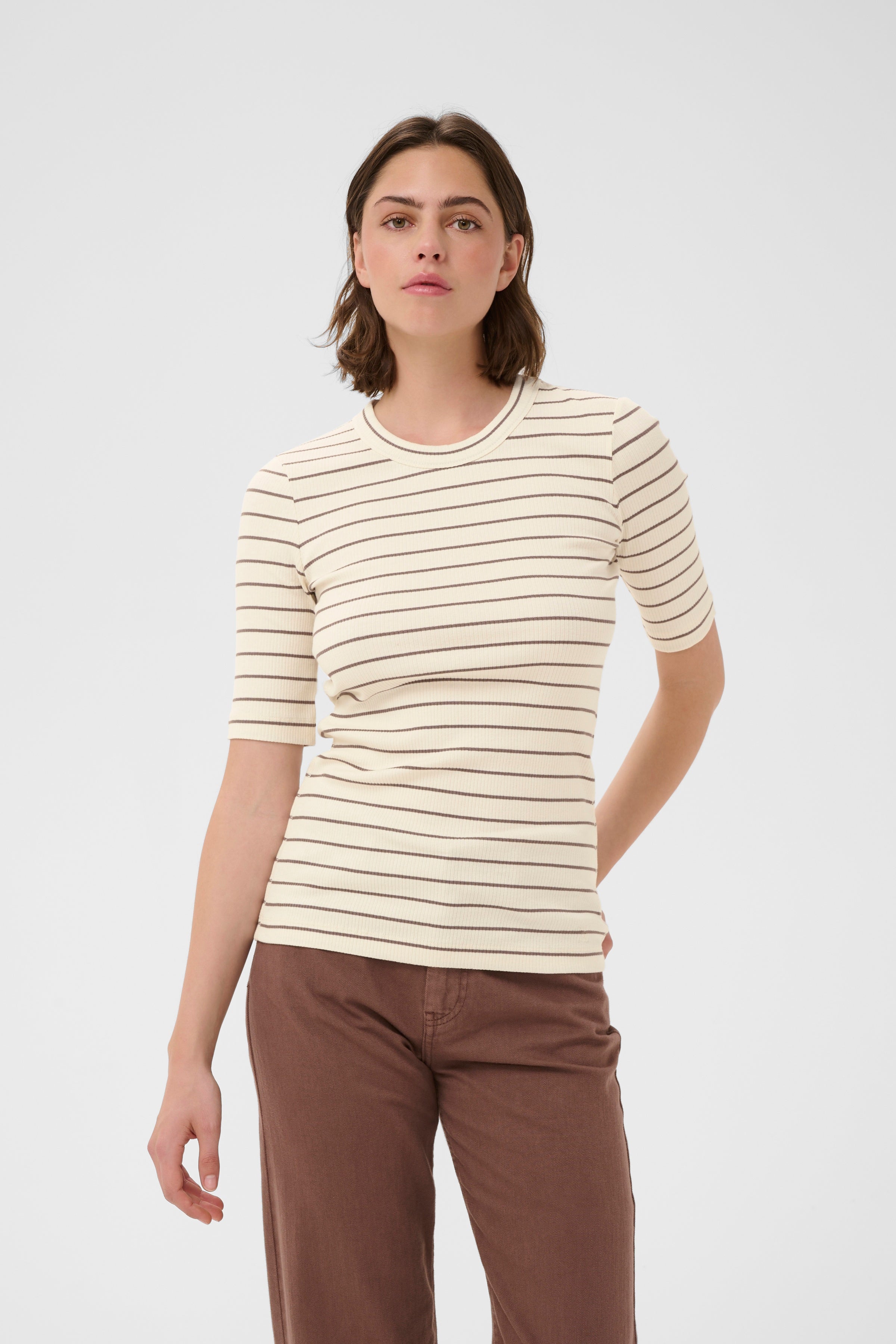 Dagna T-Shirt – Vanilla / Coffee Quartz