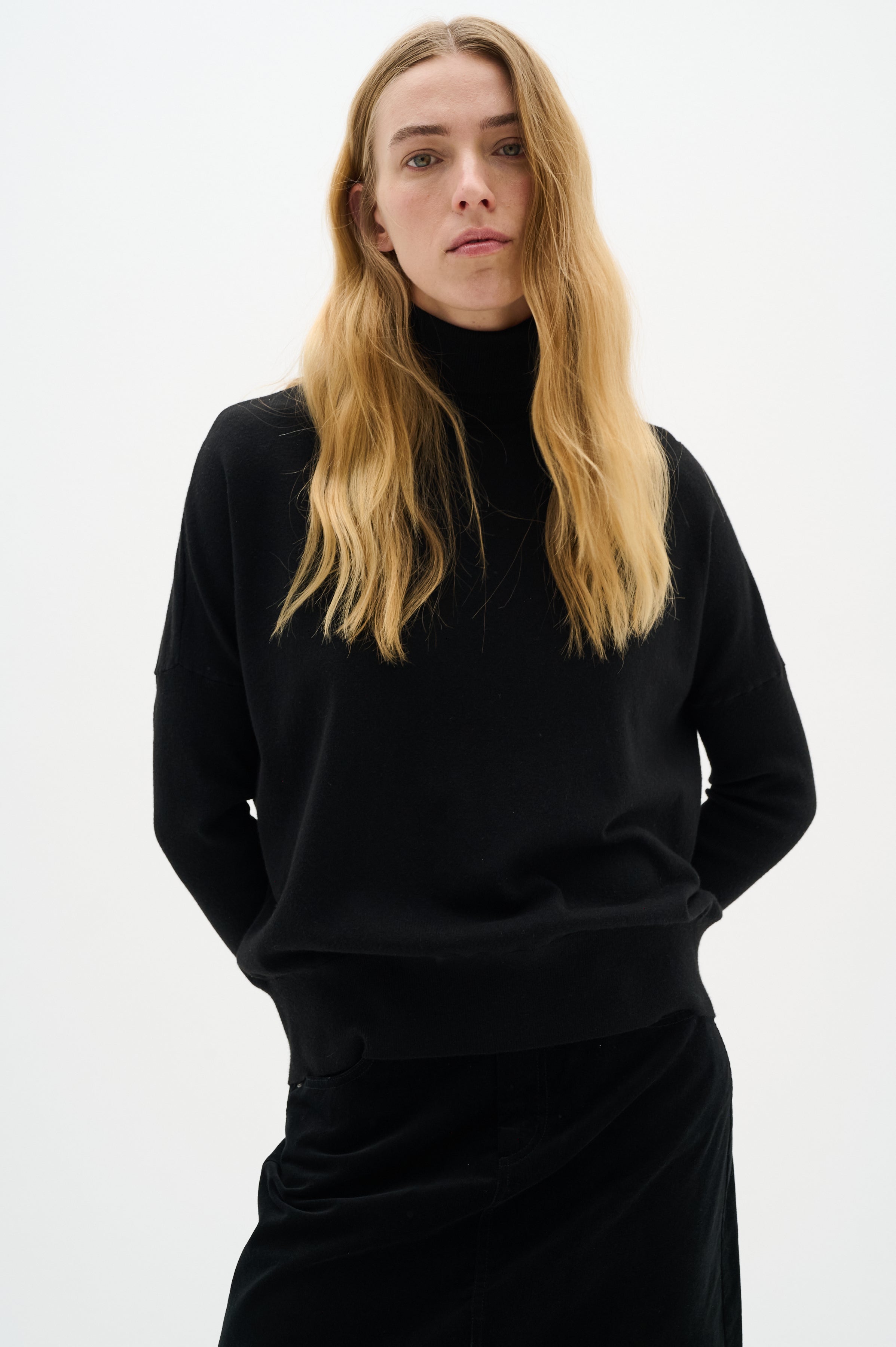 Kellsie Turtleneck Pullover - Black