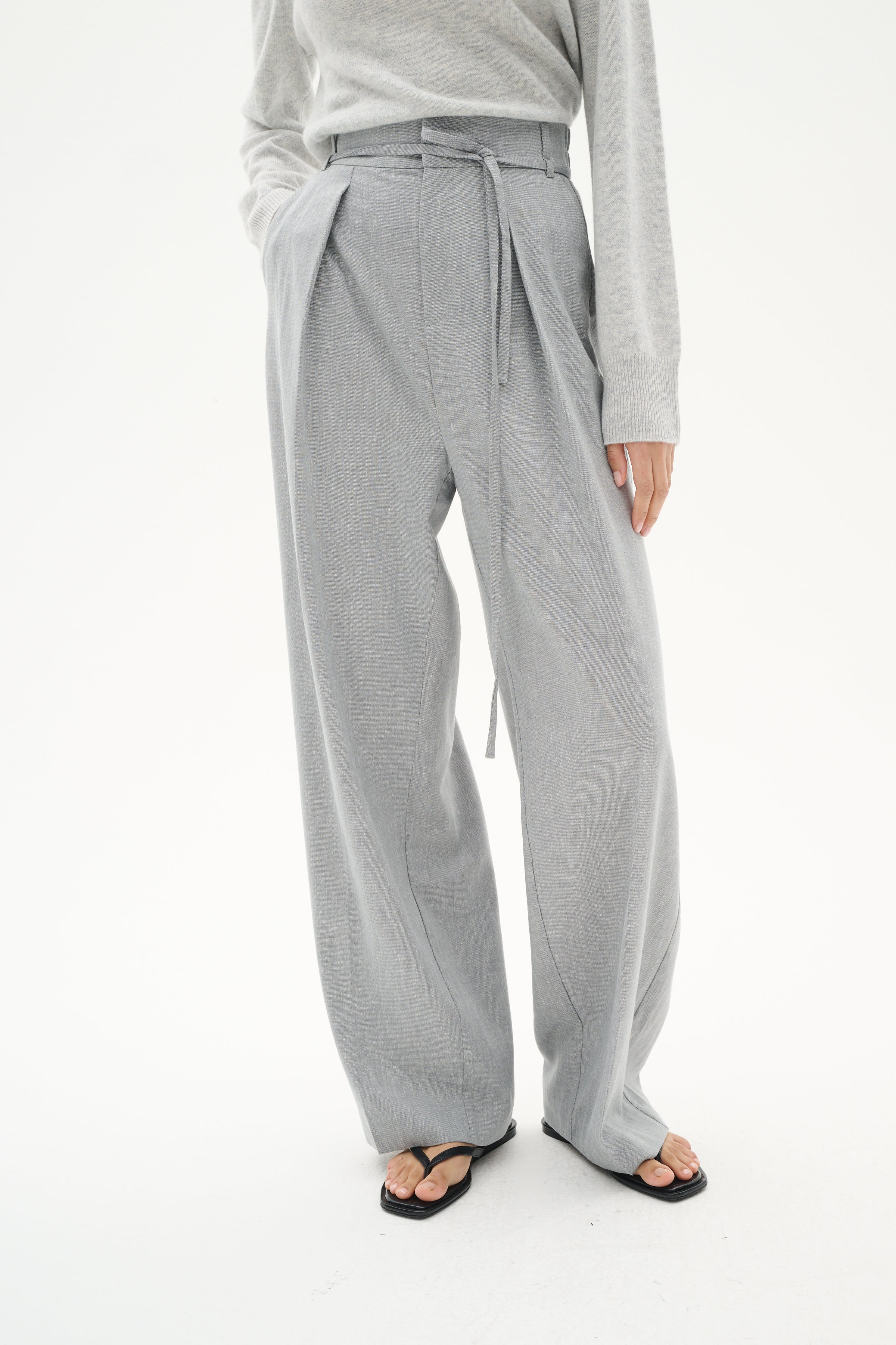 Yan Barrel Pant - Granite