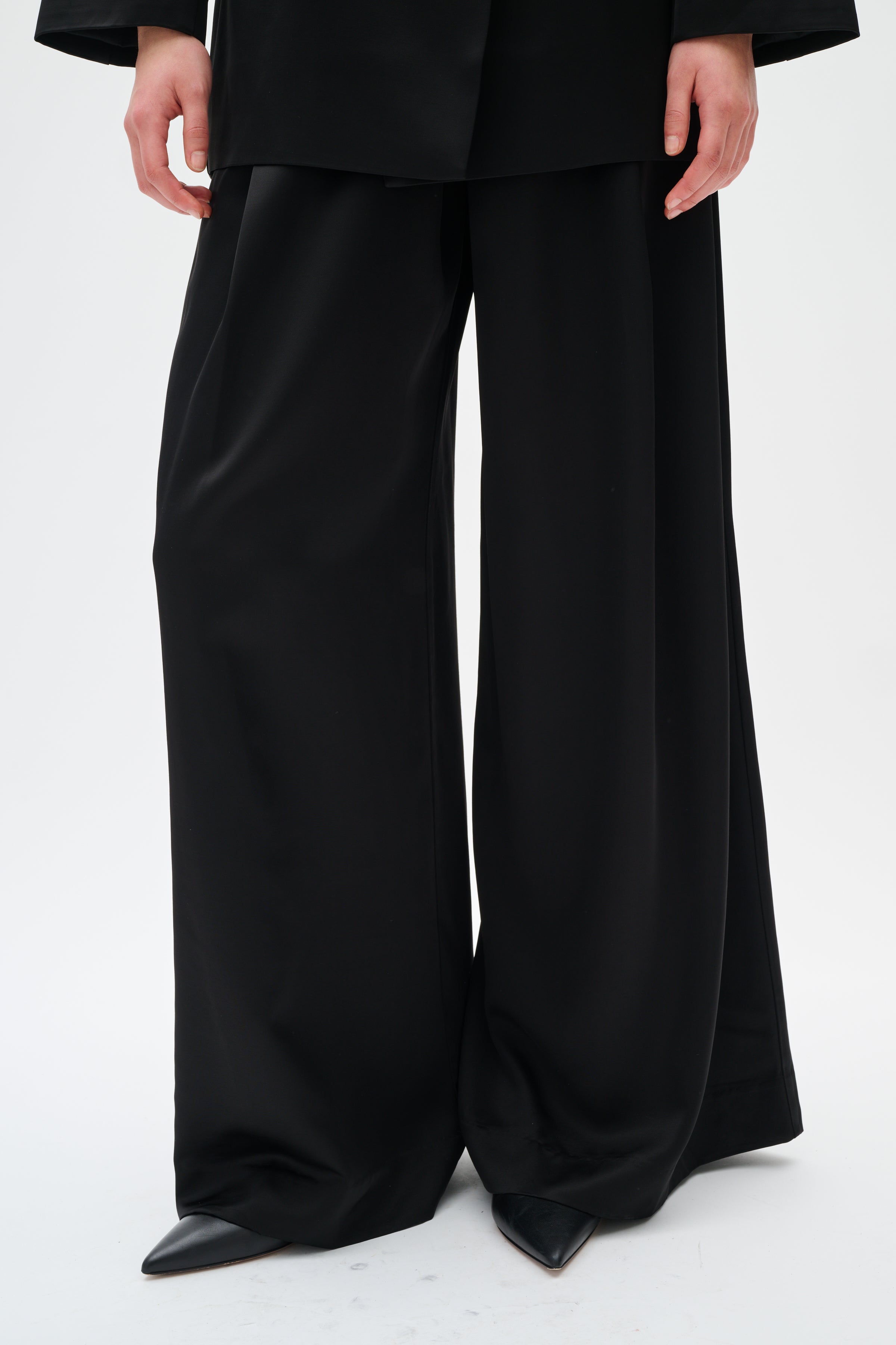 black wide leg long trousers