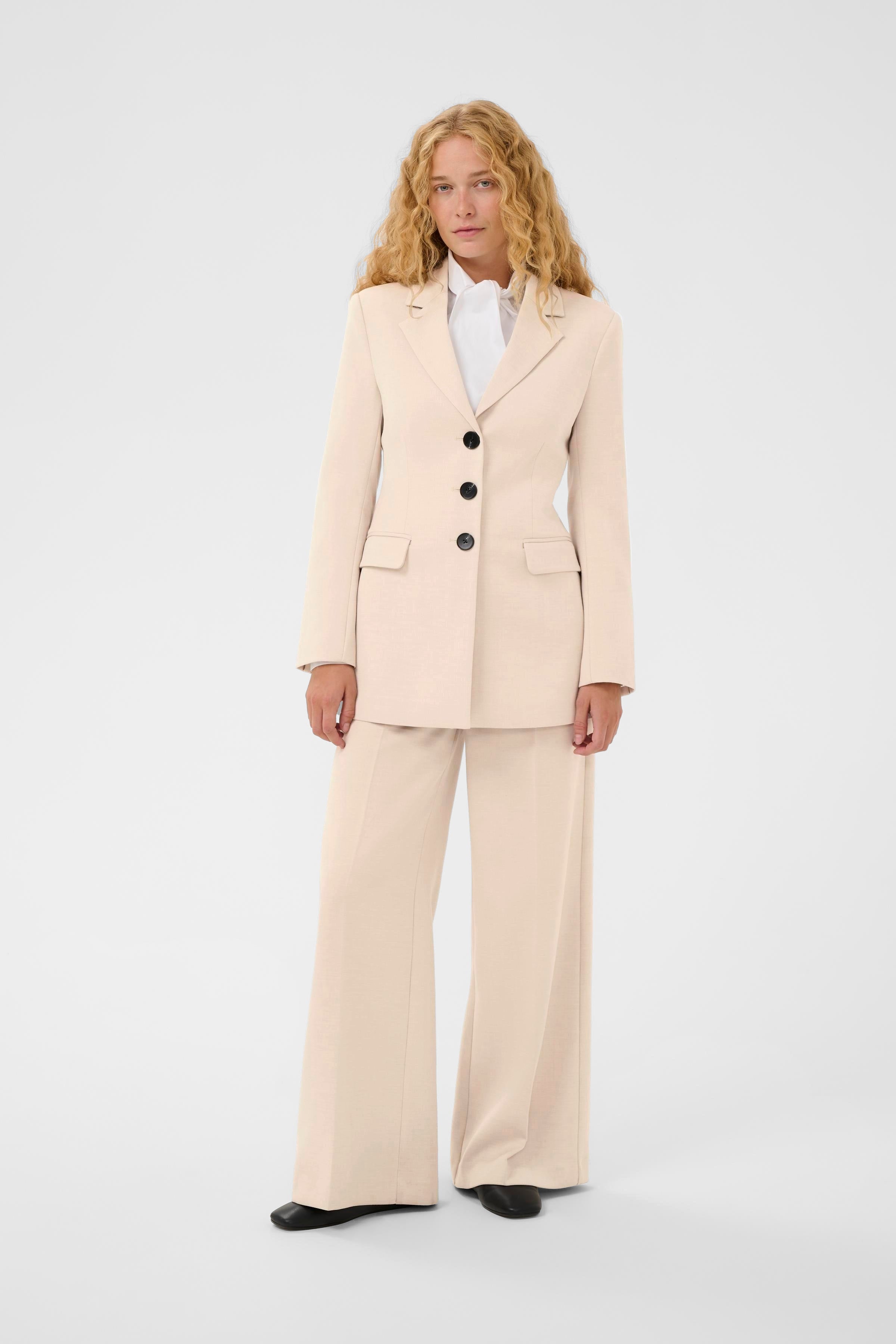 Hollyn Trouser - Ecru