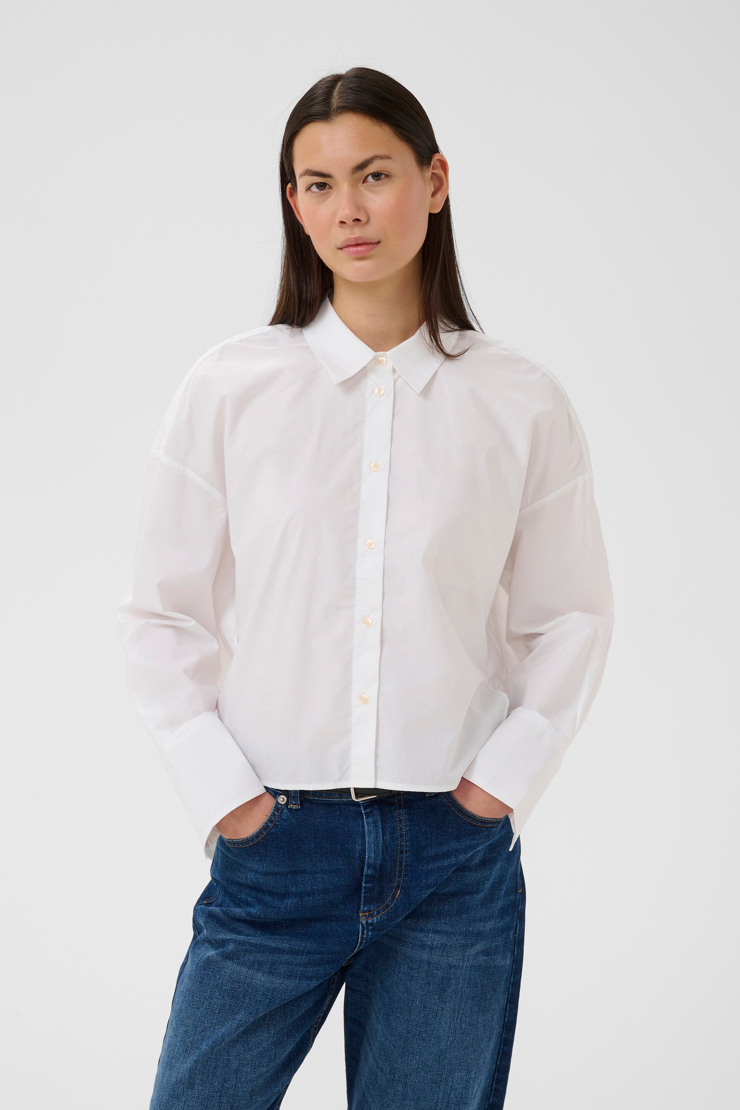 Lelo Neola Shirt - White