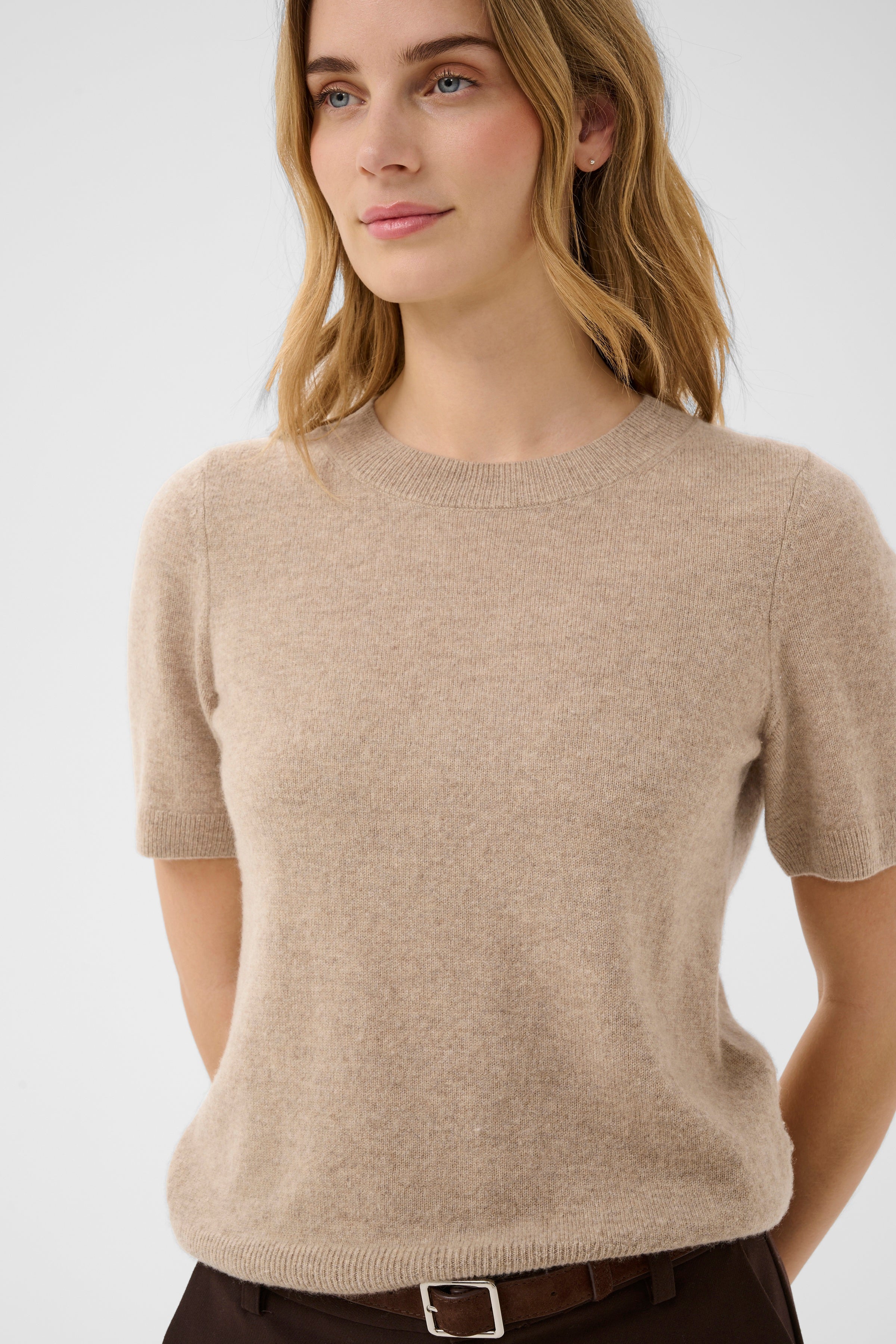 Part Two EverlottaPW short-sleeve 100% pure cashmere knit sweater in oatmeal melange with a crew neckline.
