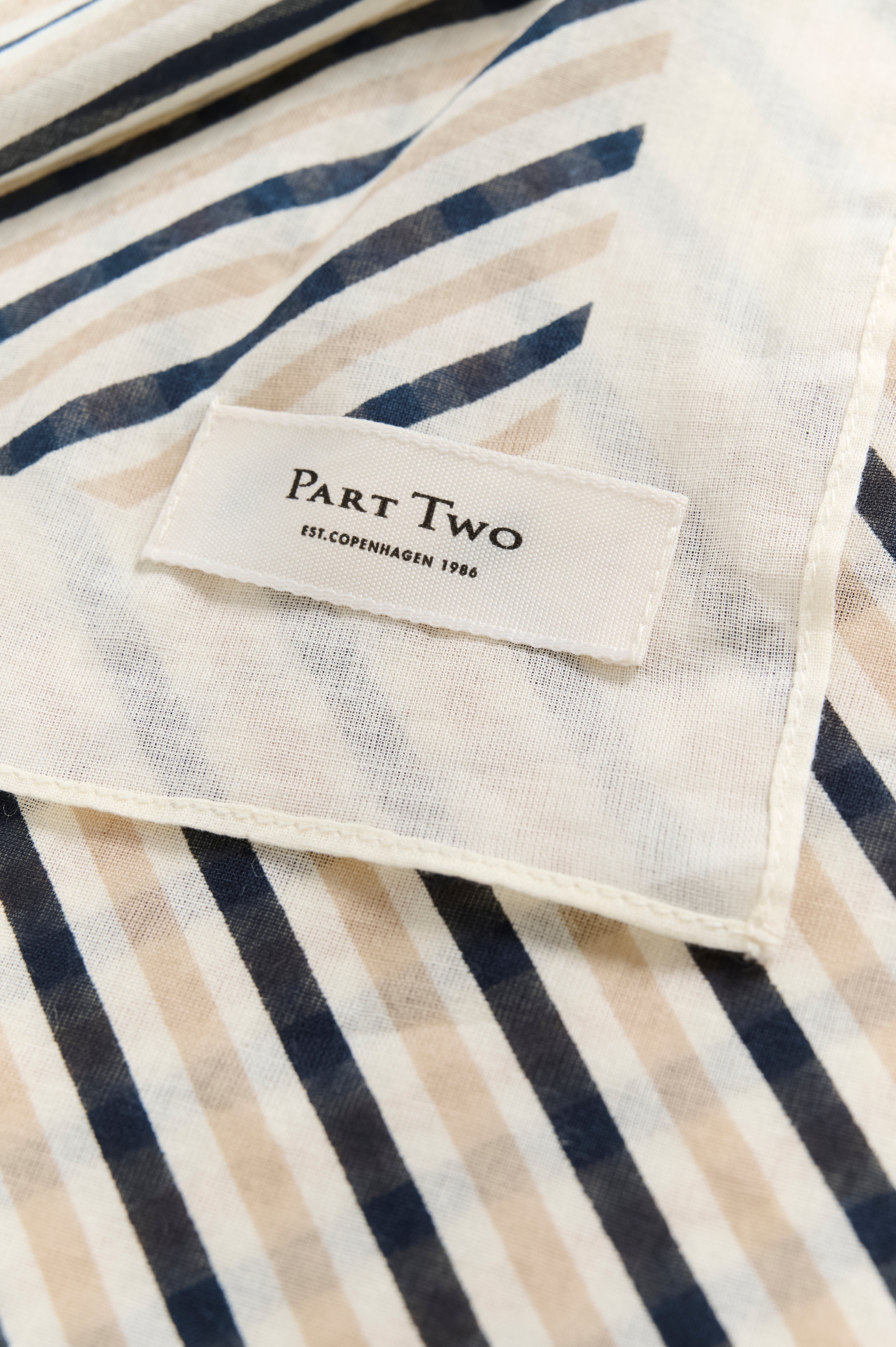 Phi Scarf - Black Stripe