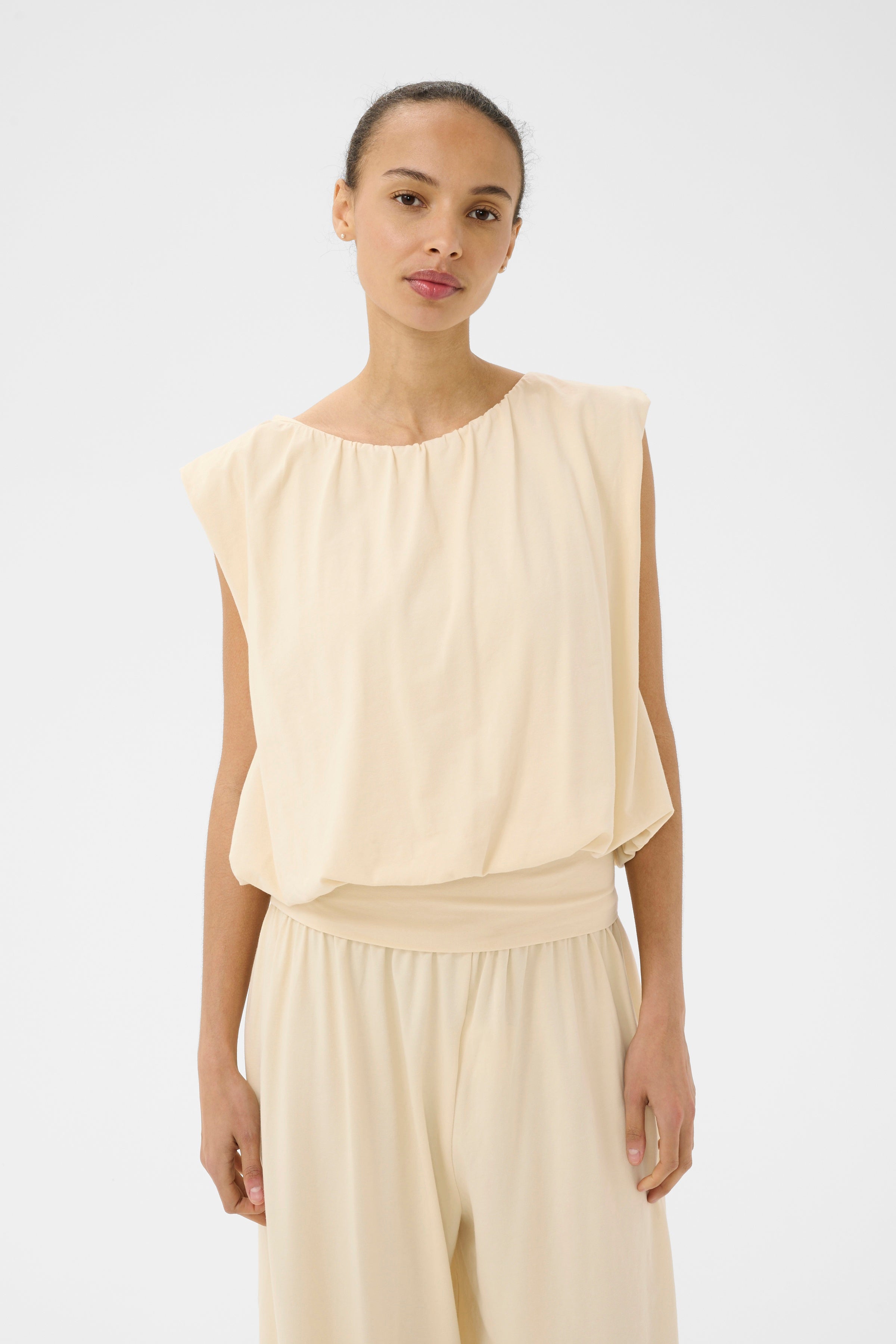 Berthine Top - Sandshell