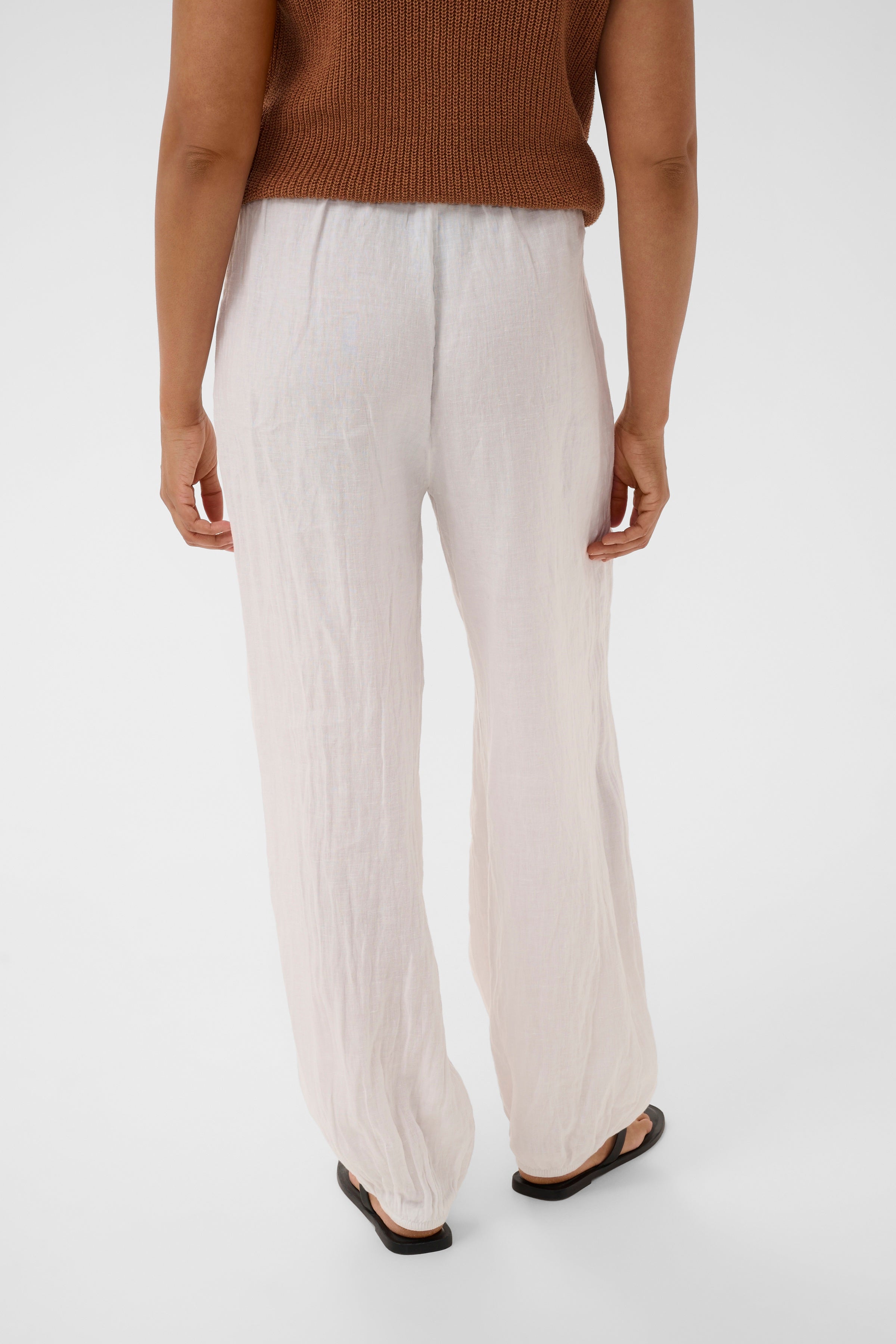 Betana Pant - White