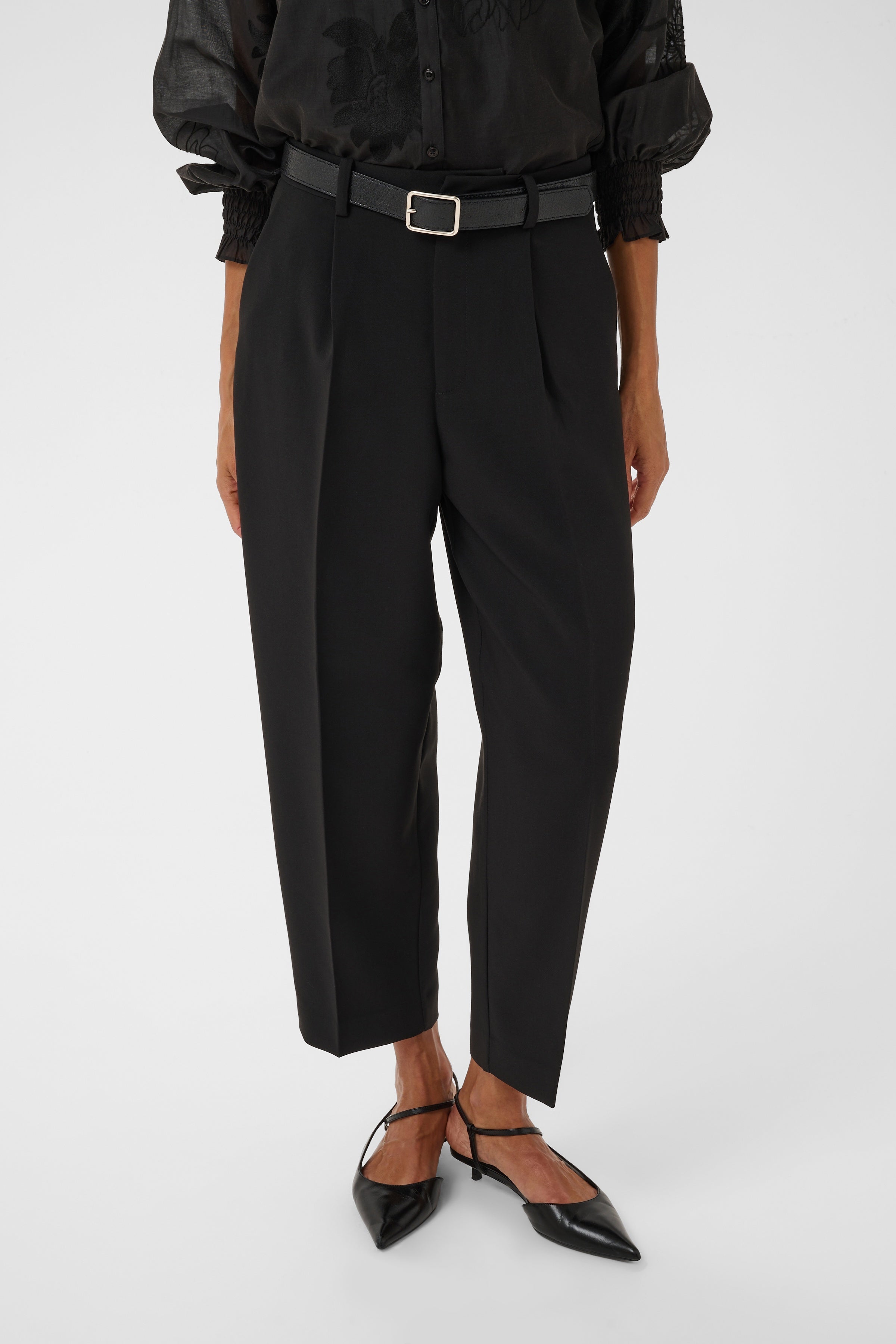 Part Two DomenicPW tailored wide-leg trousers in chocolate brown featuring front press creases and side pockets.