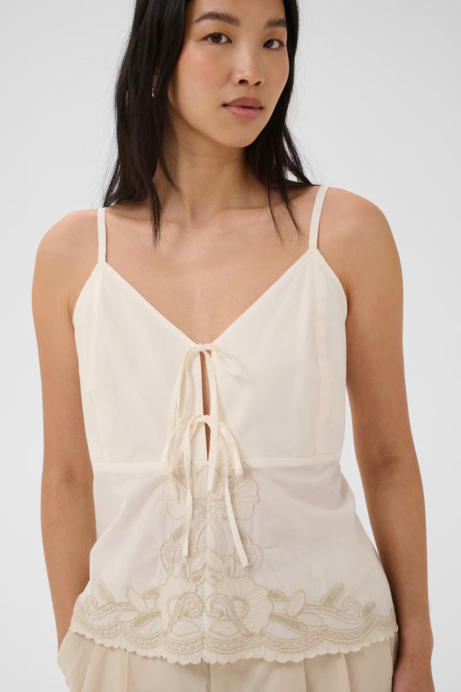 Bellisia Top - Whisper White