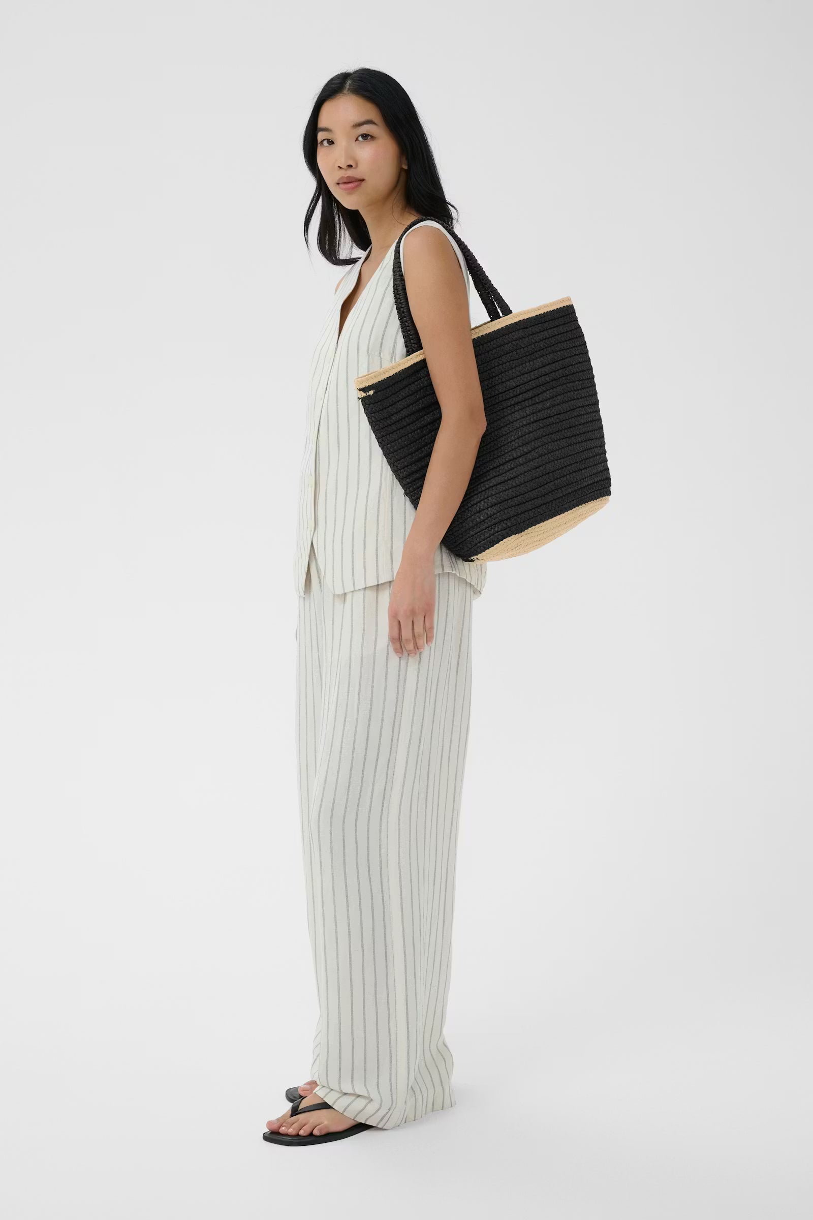 Bigge Bag - Black with Natural Edge