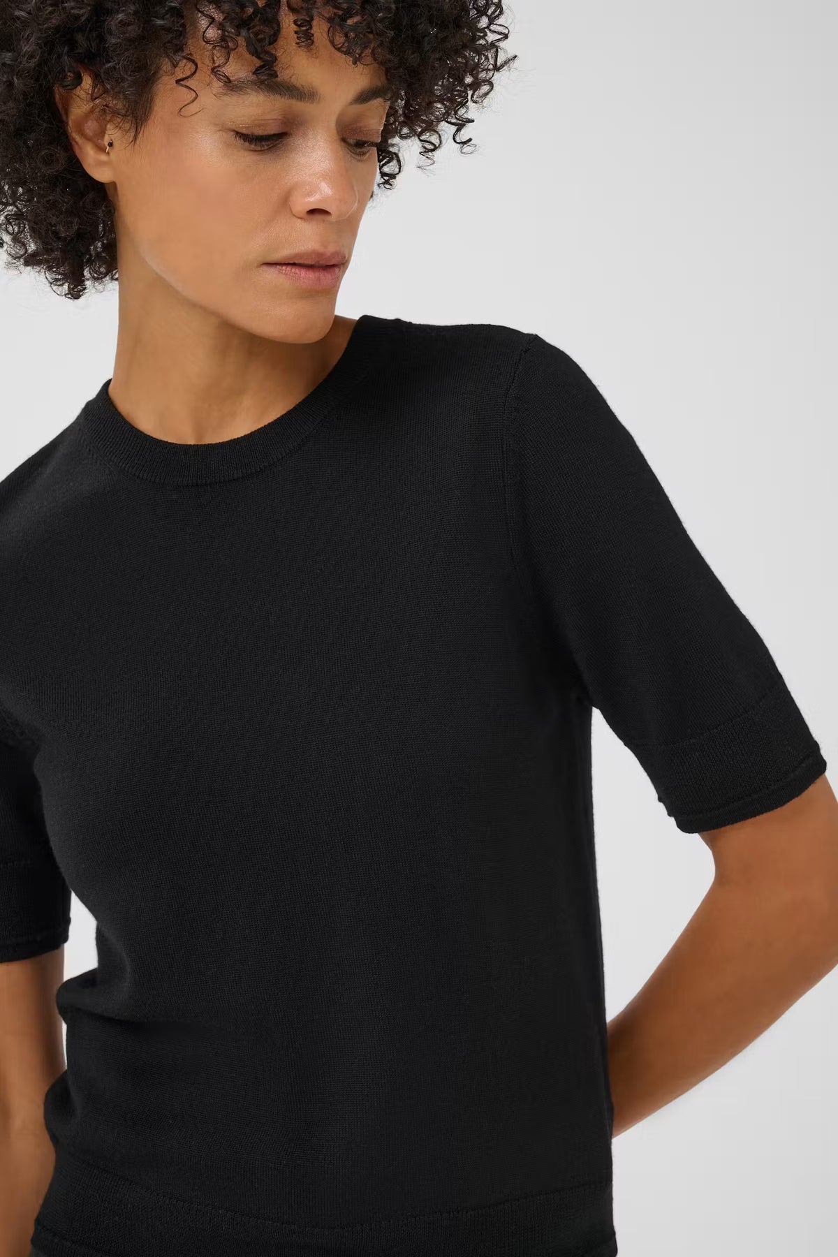 Natanya Pullover - Black