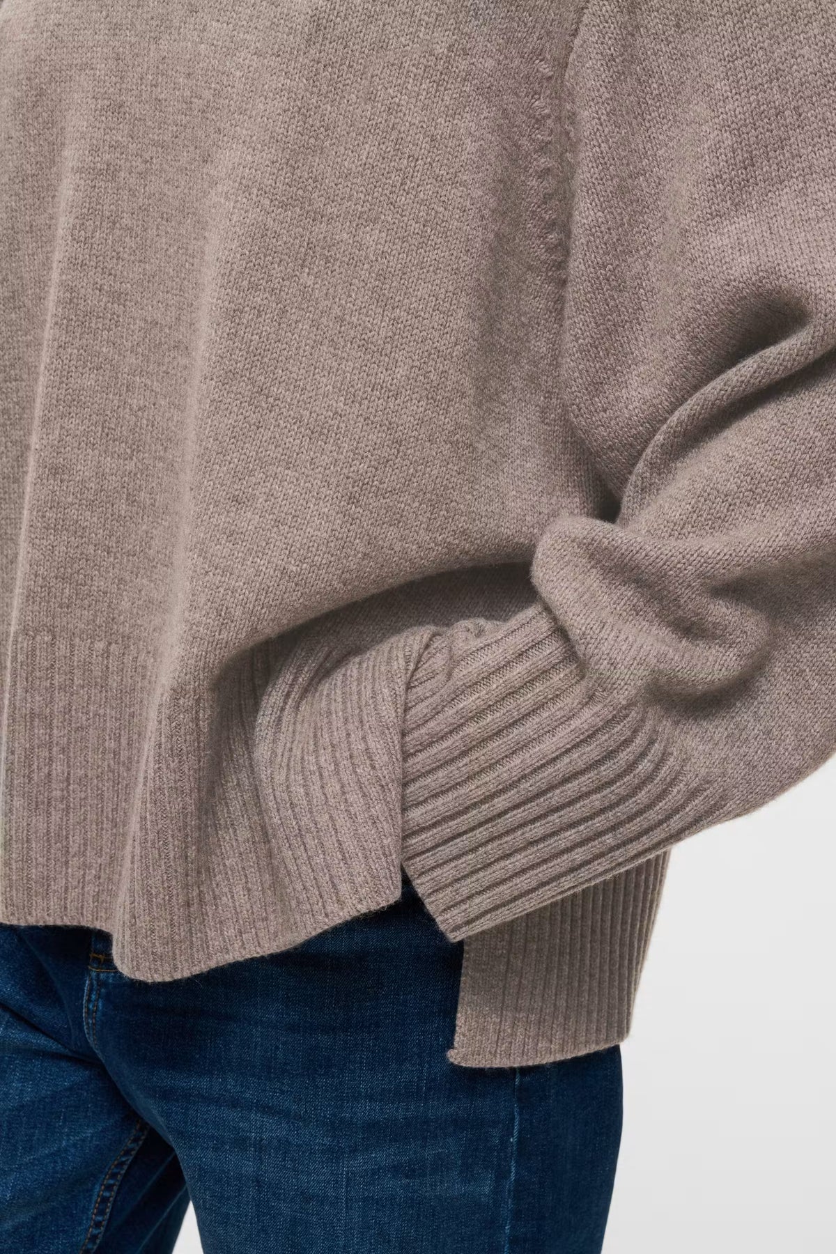 Geal Pullover - Cinder Melange