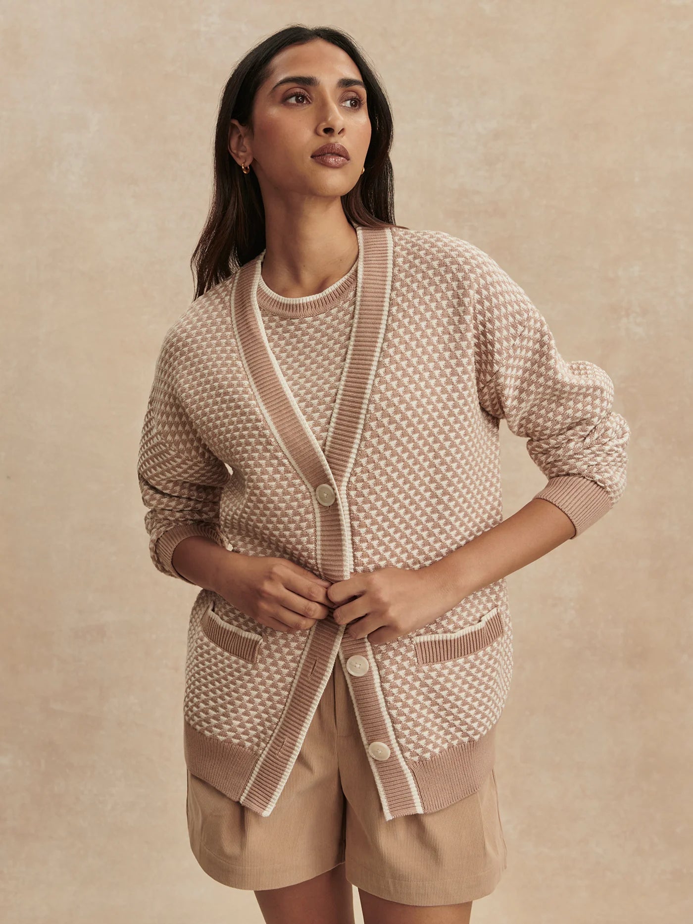 relaxed textured knit cardigan in light taupe