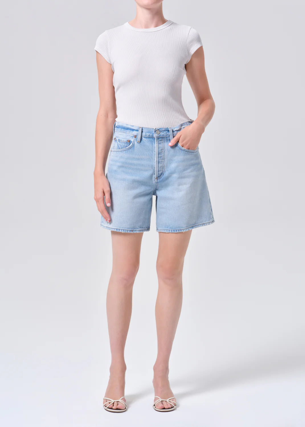 Dame Short - Convert