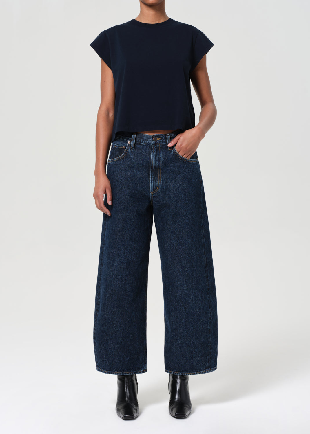 Low Curve Jean Crop - Pendulum