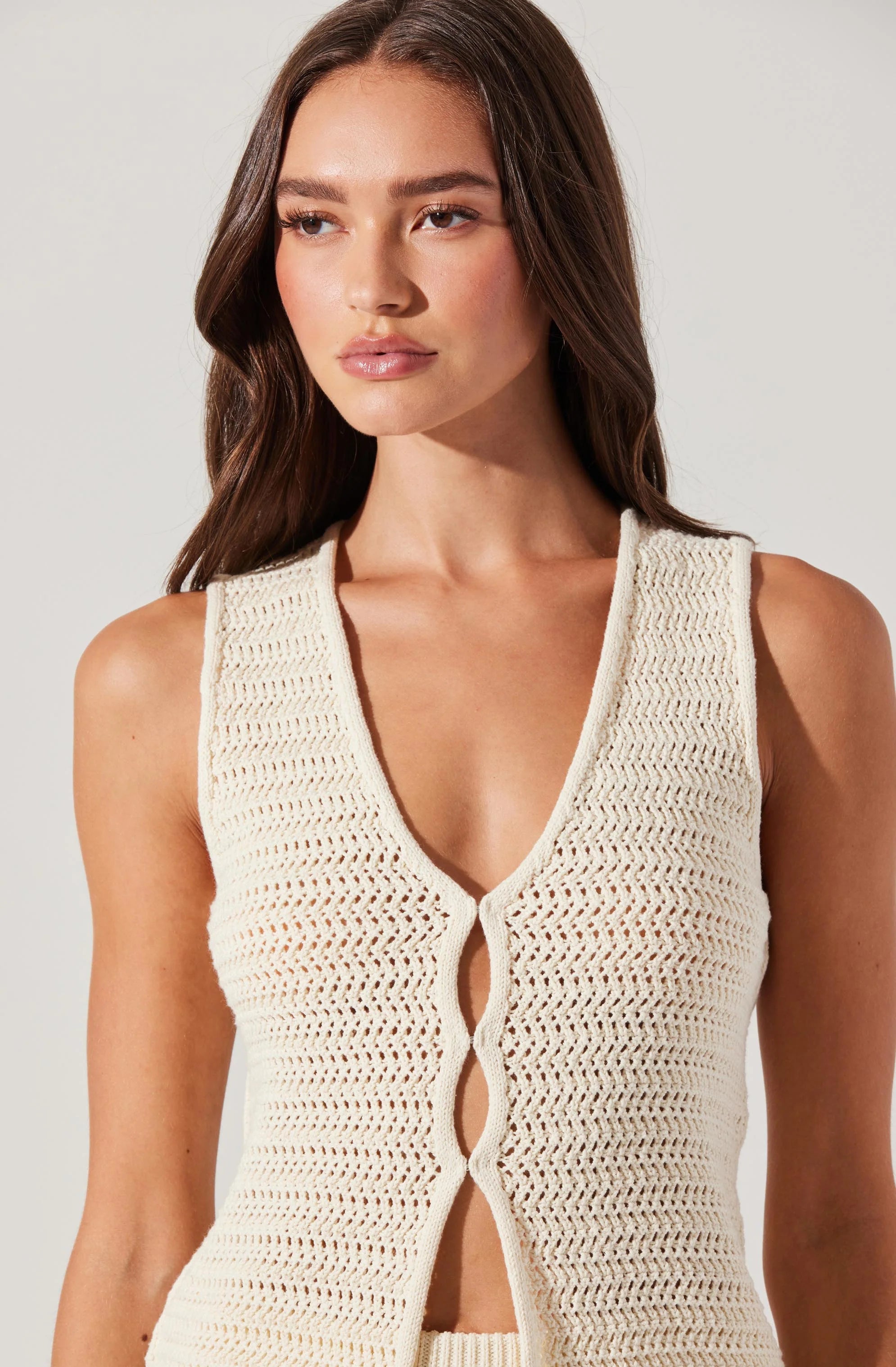 Taimi Crochet Sweater Vest - Cream