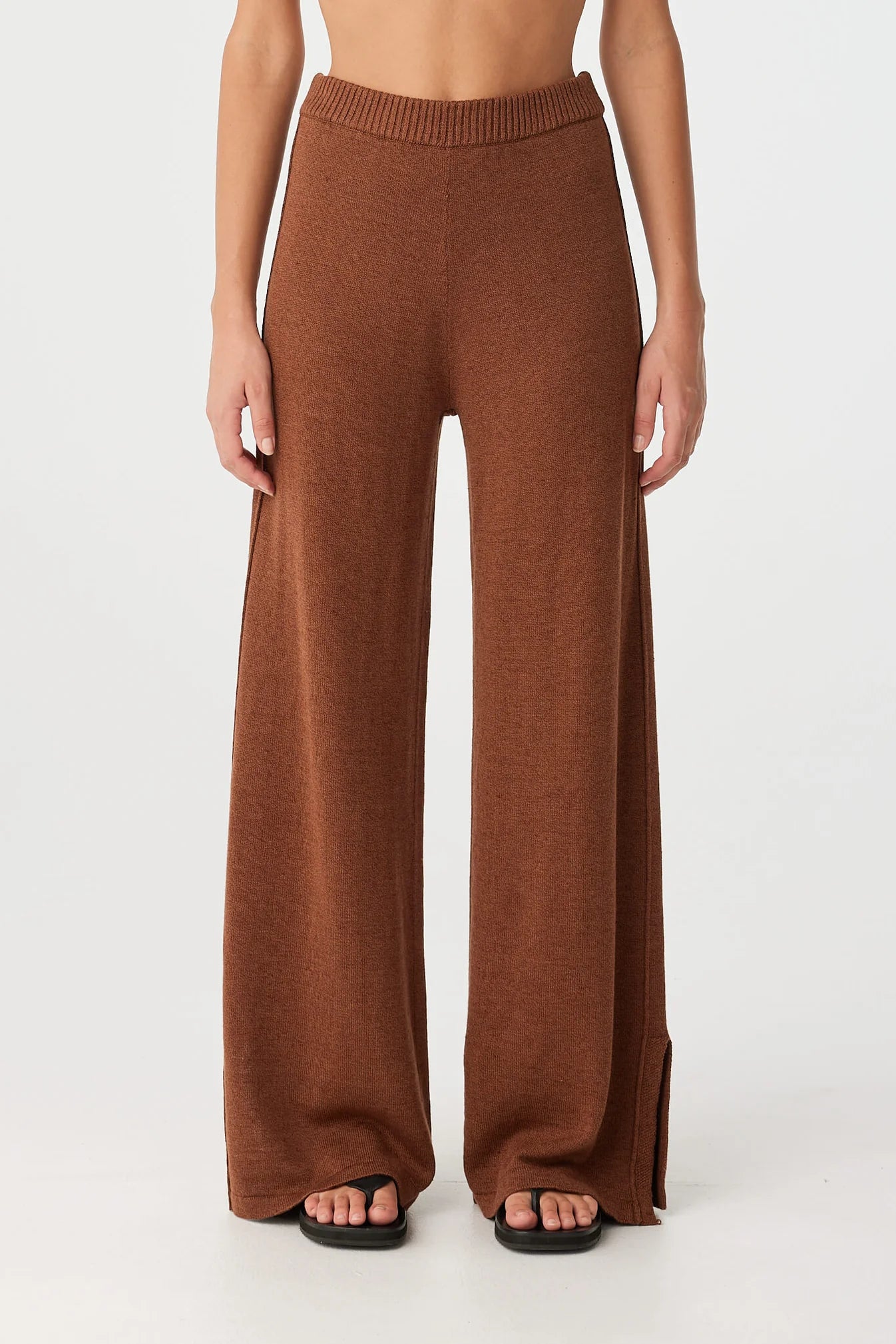 elastic waistband wide flowy leg pant brown