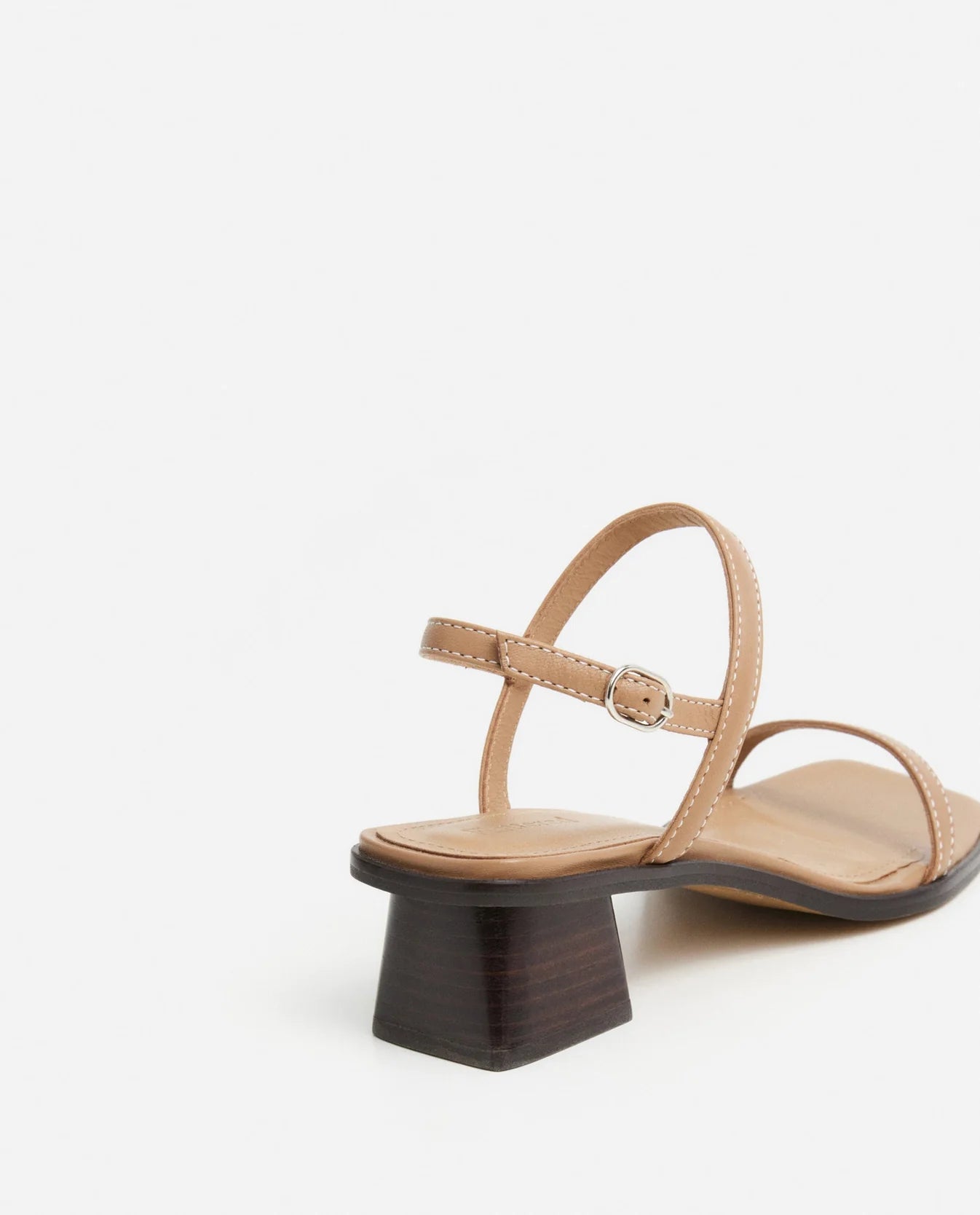 Flattered Juno leather mid-heel shoes in Cognac