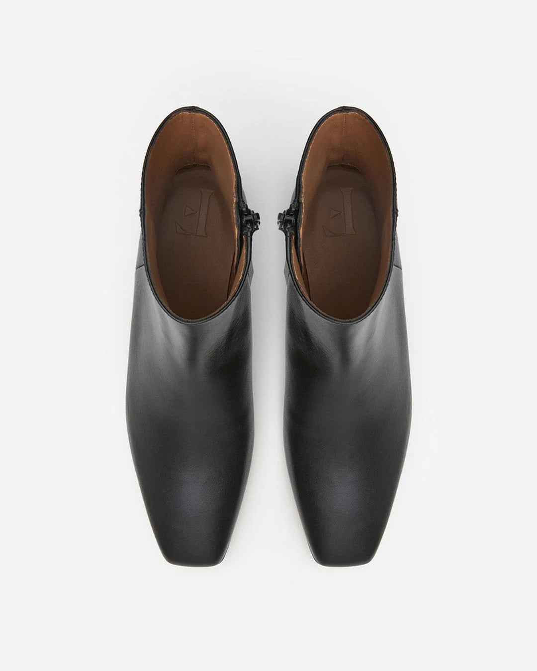 Rami Leather Black