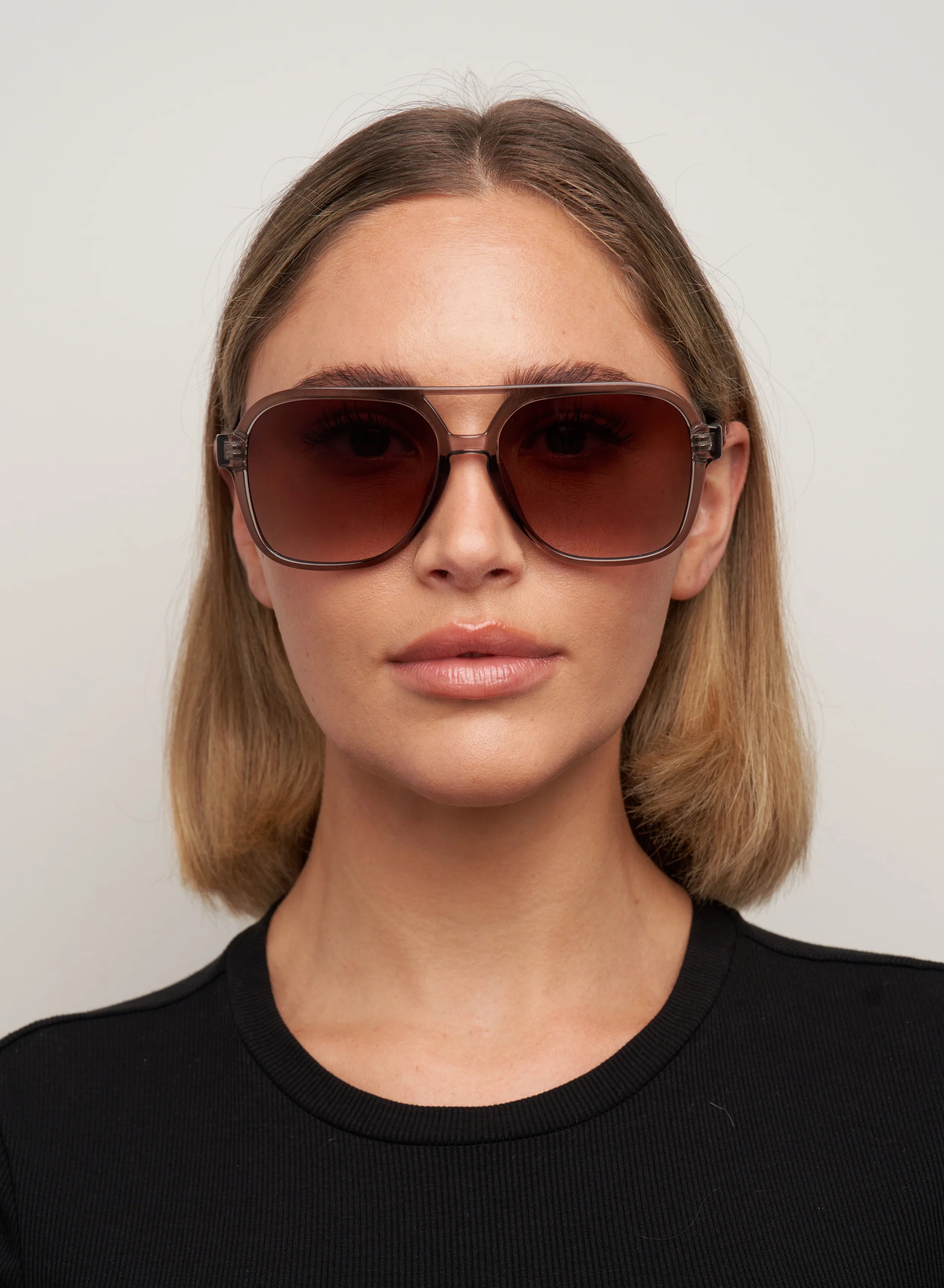Kori - Trans Olive/ Brown Fade