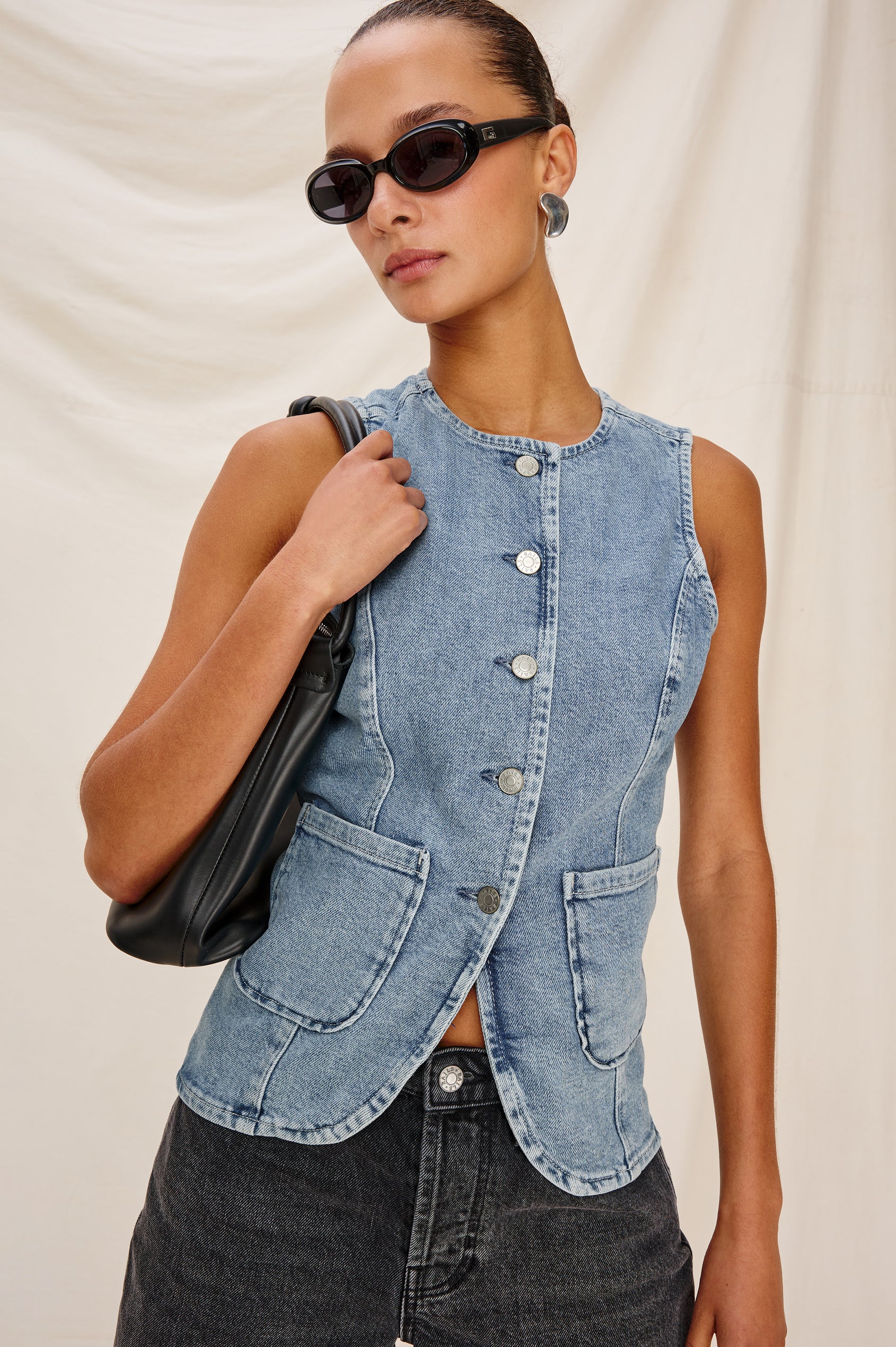 Portola Vest - Blue Eyed Girl