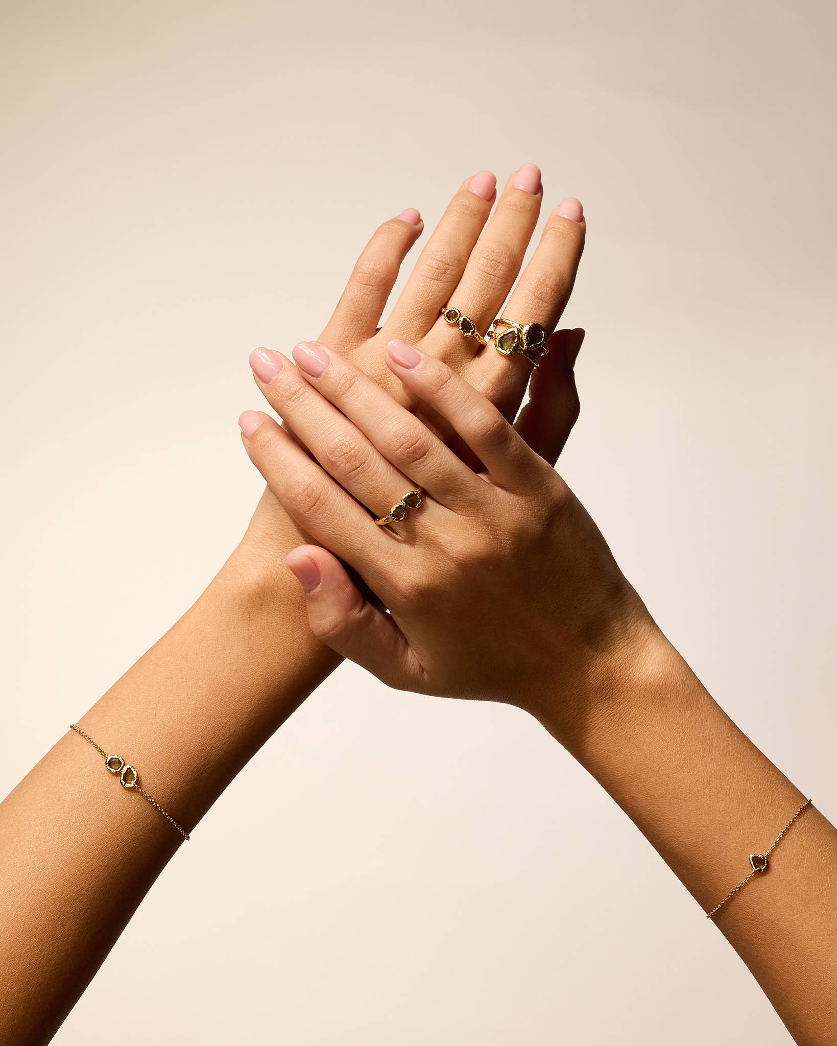 Agapée Lysiana Ring - Dark Green Stone & Gold | Waterproof Jewelry