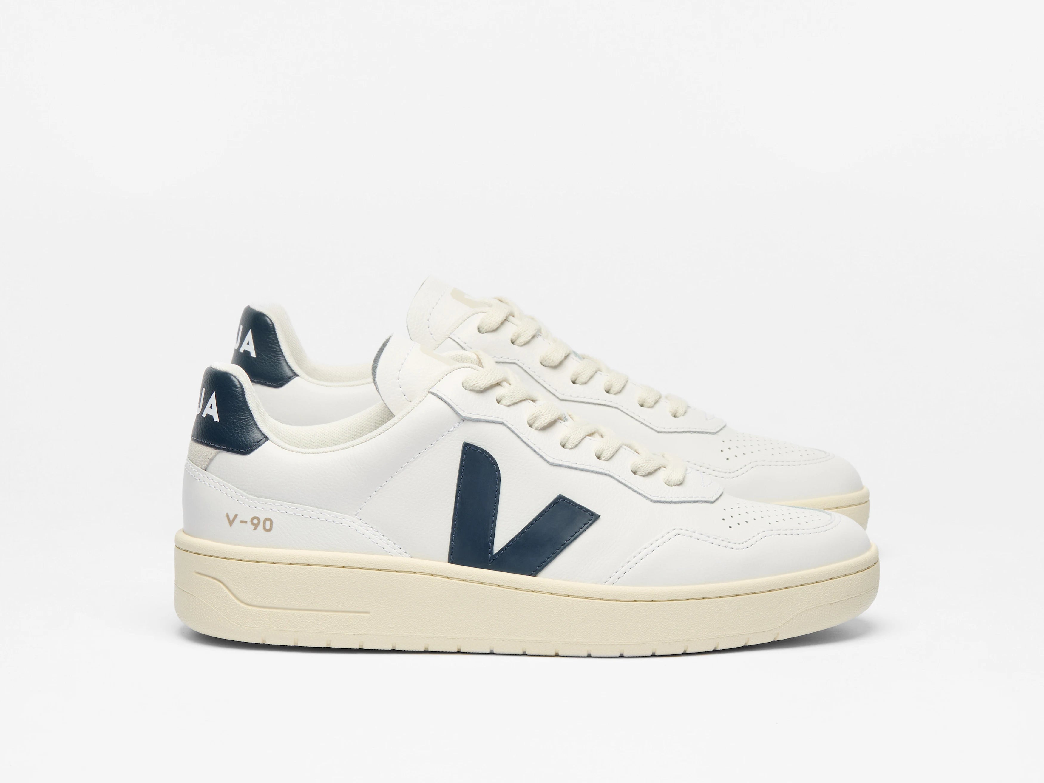 V-90 - Leather white Nautico